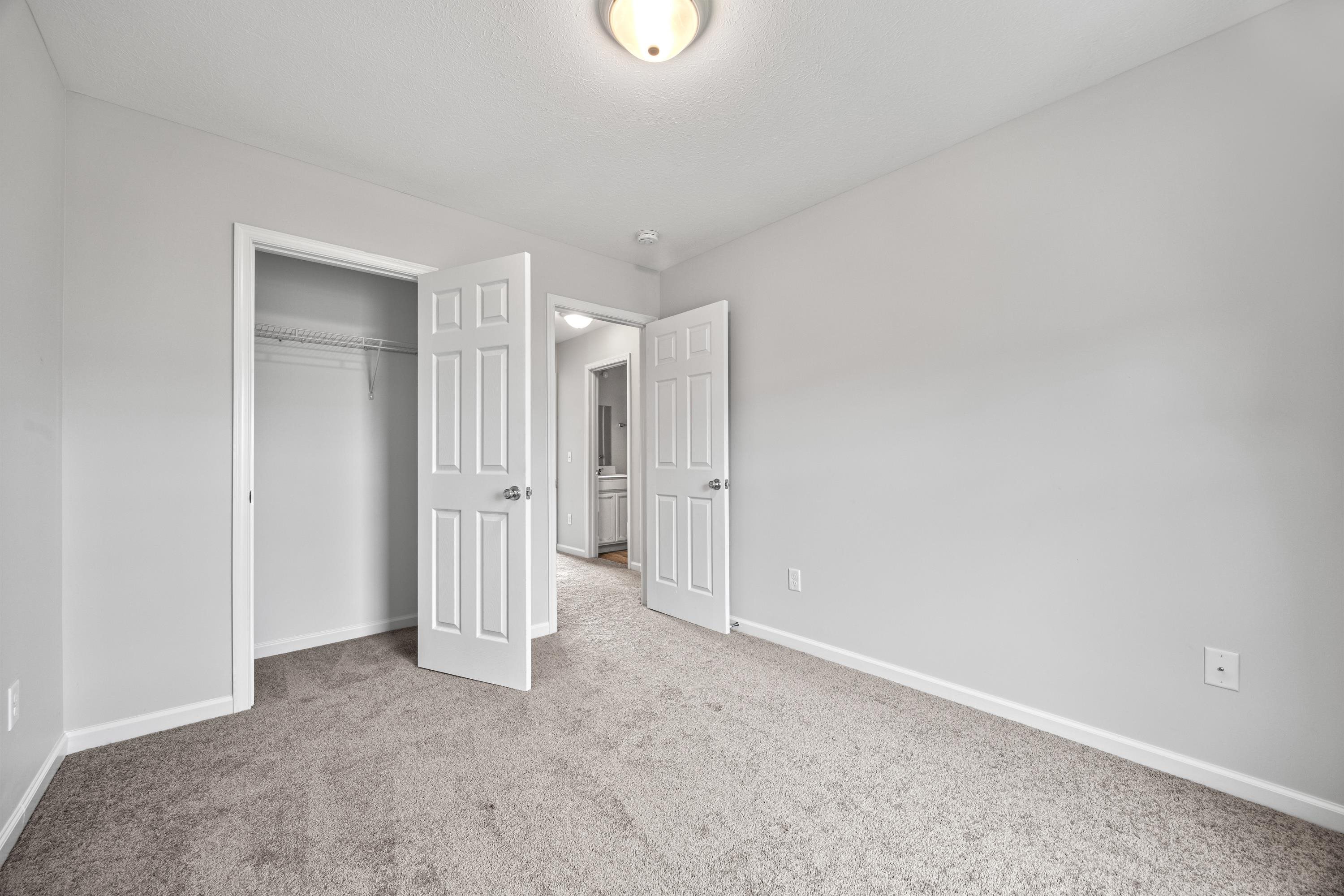 2949 LOCUST GROVE CT