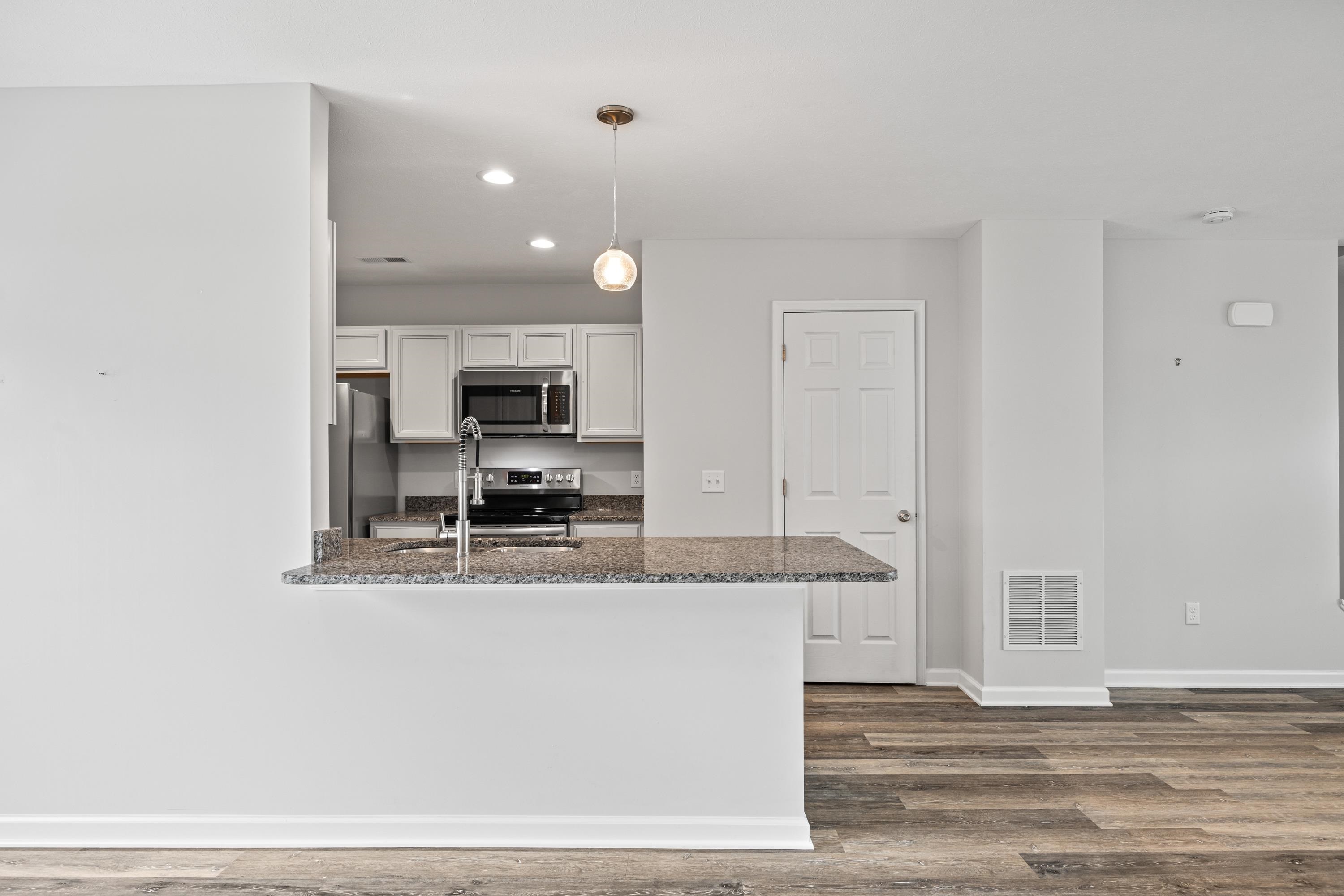 2949 LOCUST GROVE CT