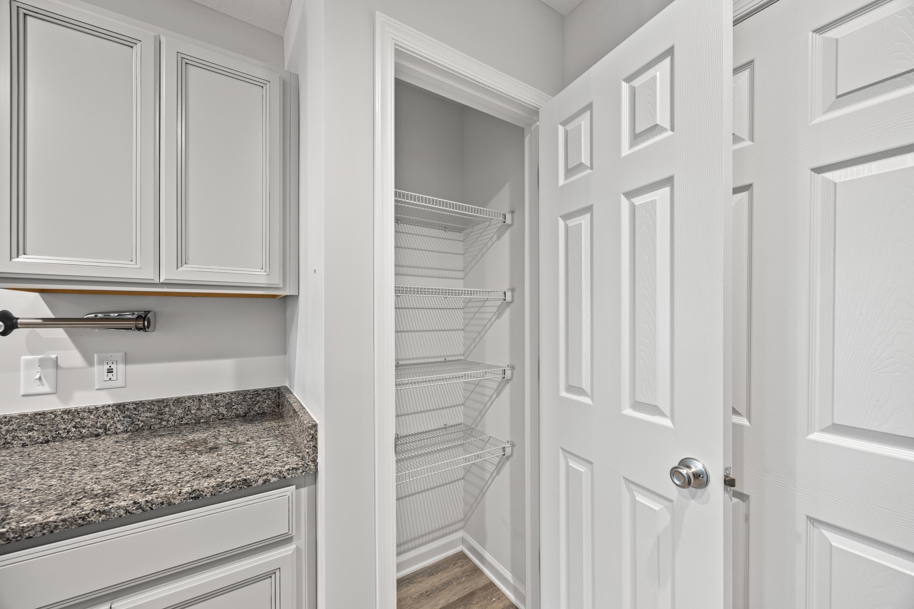 2949 LOCUST GROVE CT