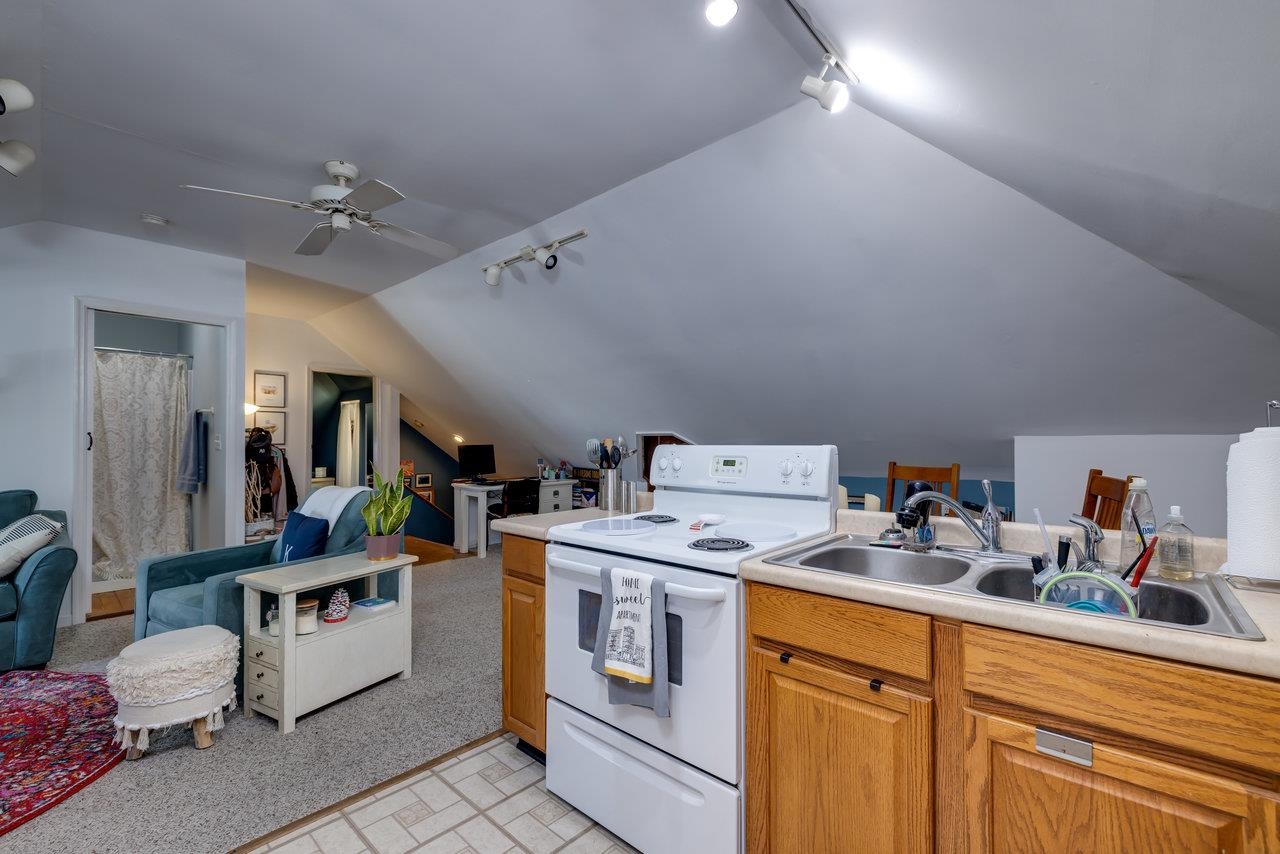 289 NEWMAN AVE