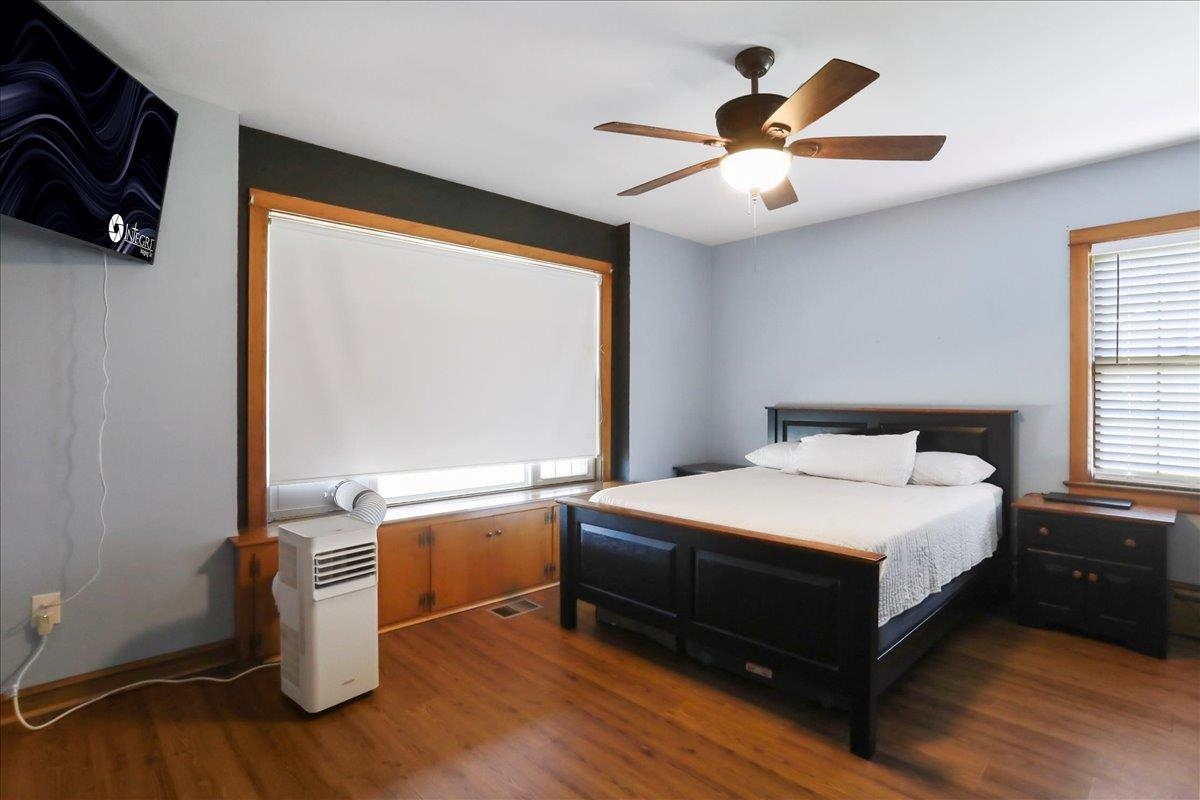 3634 N EAST SIDE HWY