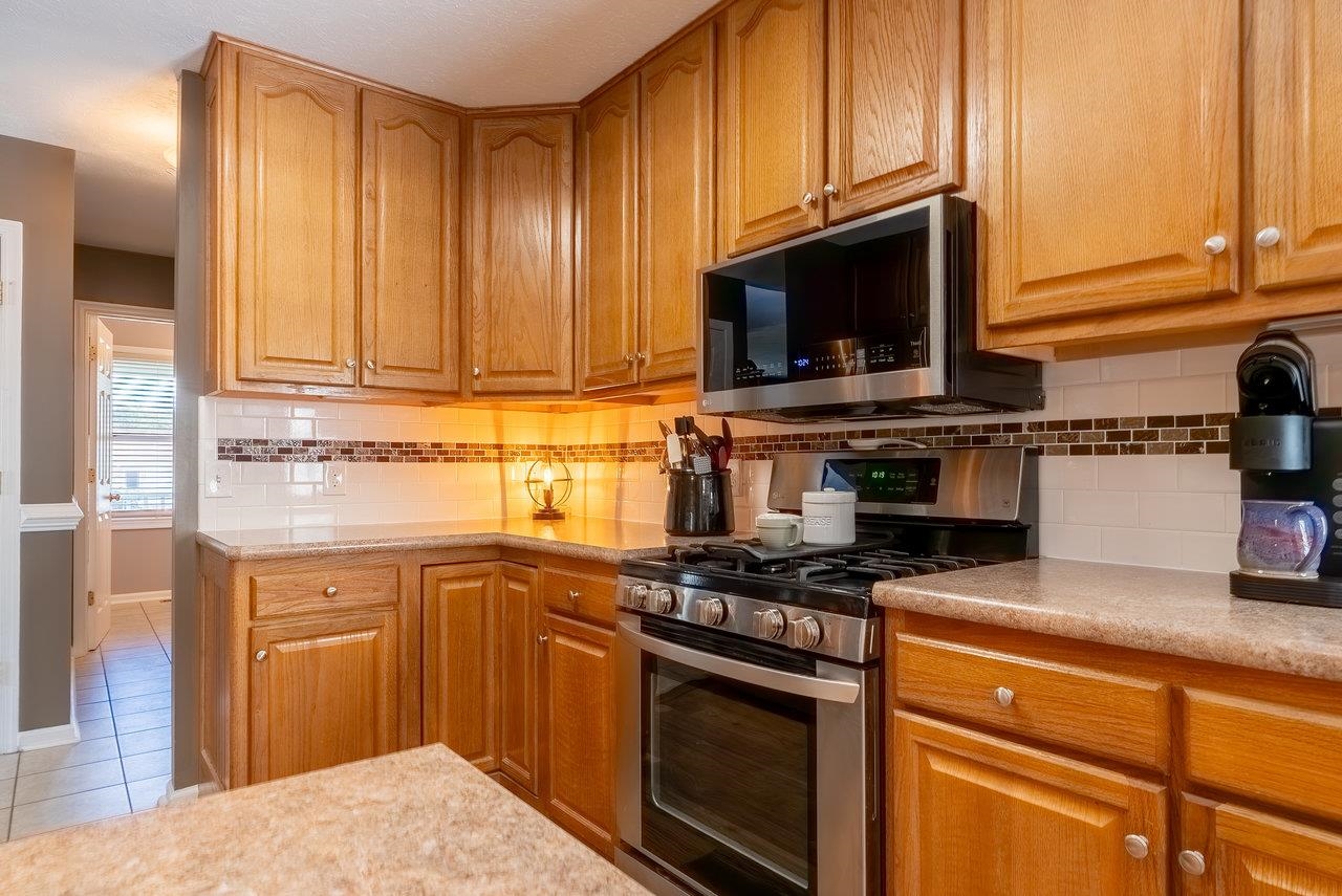 3345 REDBUD LN