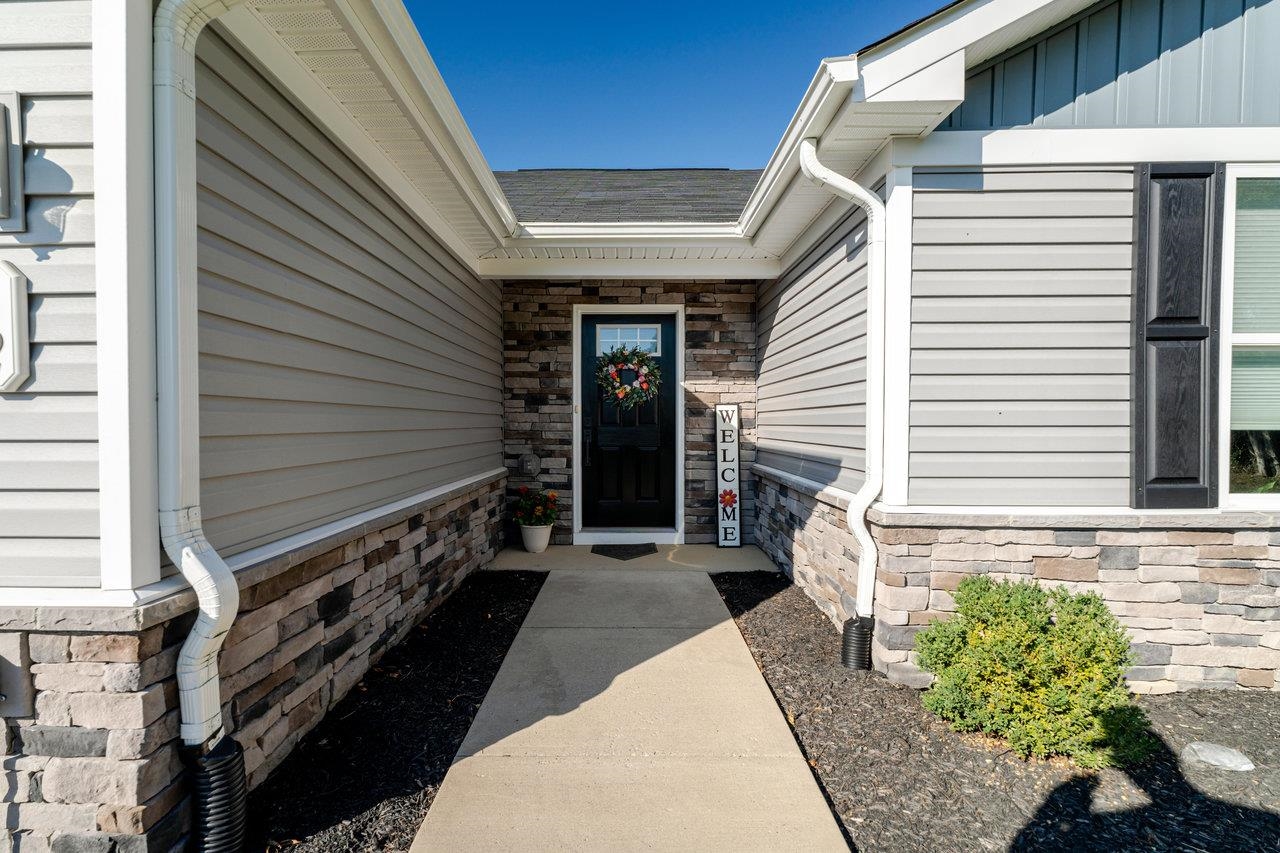 82 SHORT PEAK DR