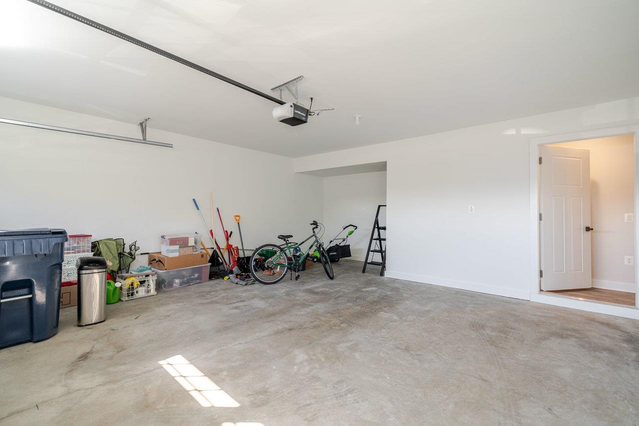 82 SHORT PEAK DR