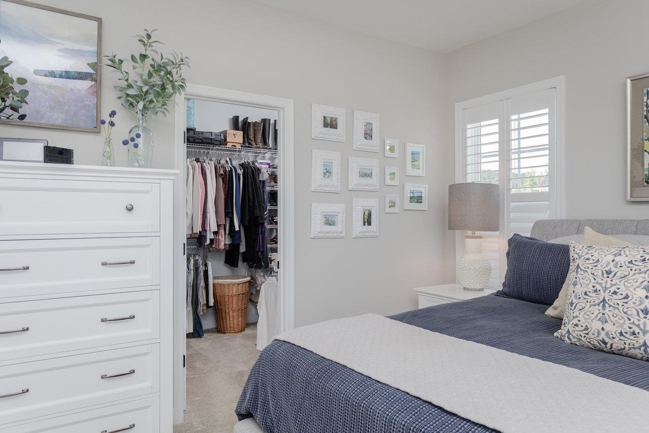 3452 CREPE MYRTLE DR