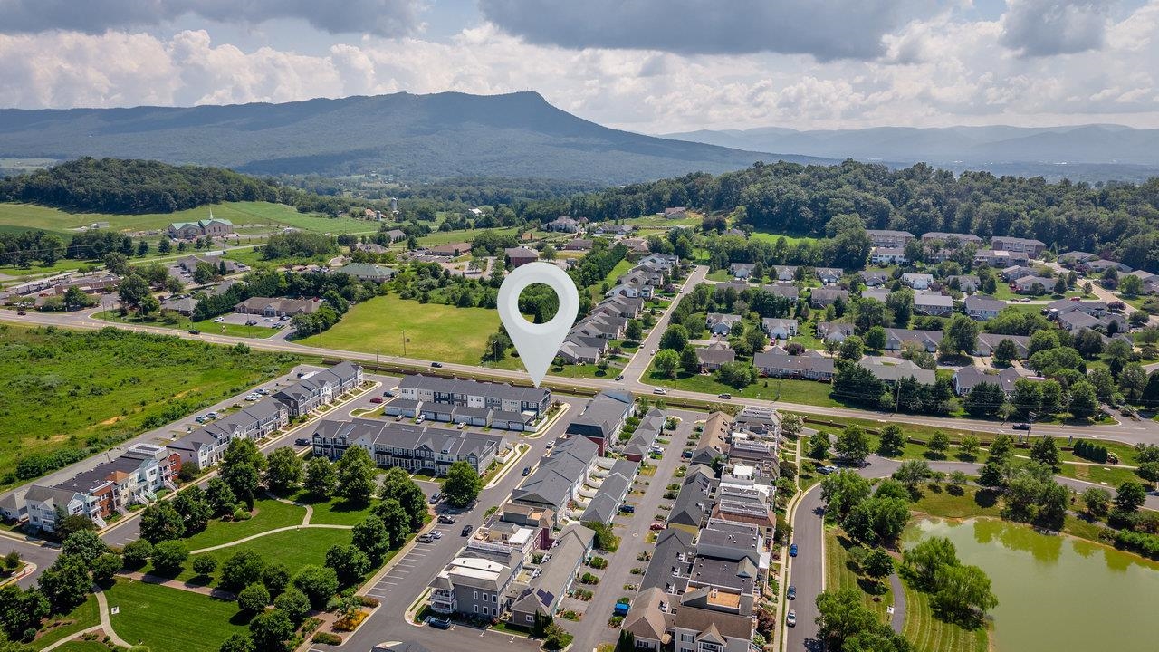 3452 CREPE MYRTLE DR