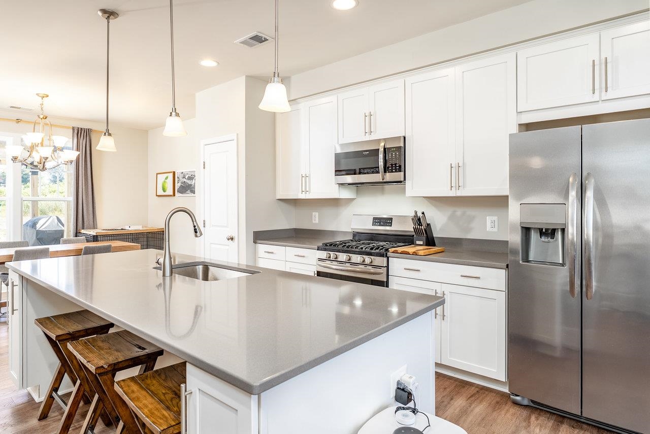 3353 BATTERY PARK PL