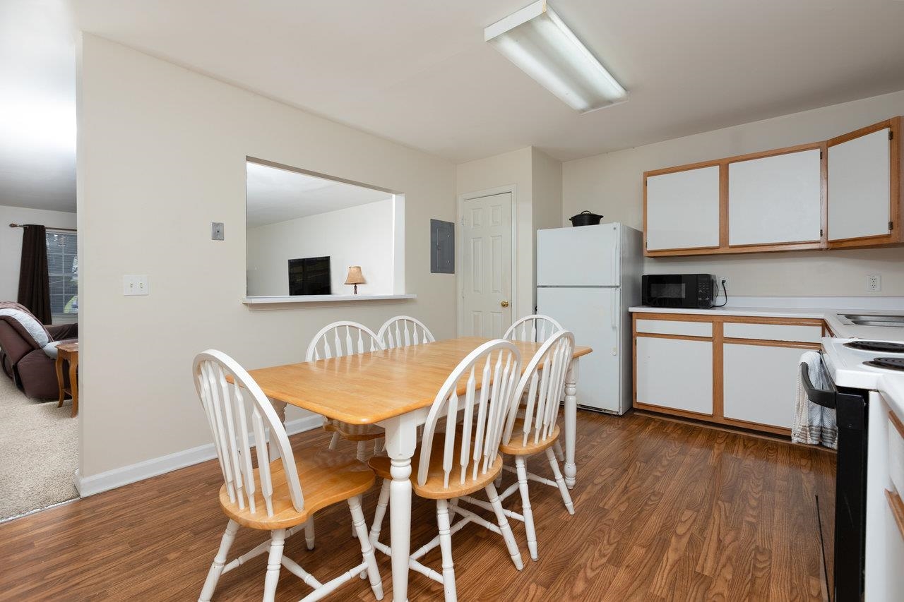 530 PHEASANT RUN CIR