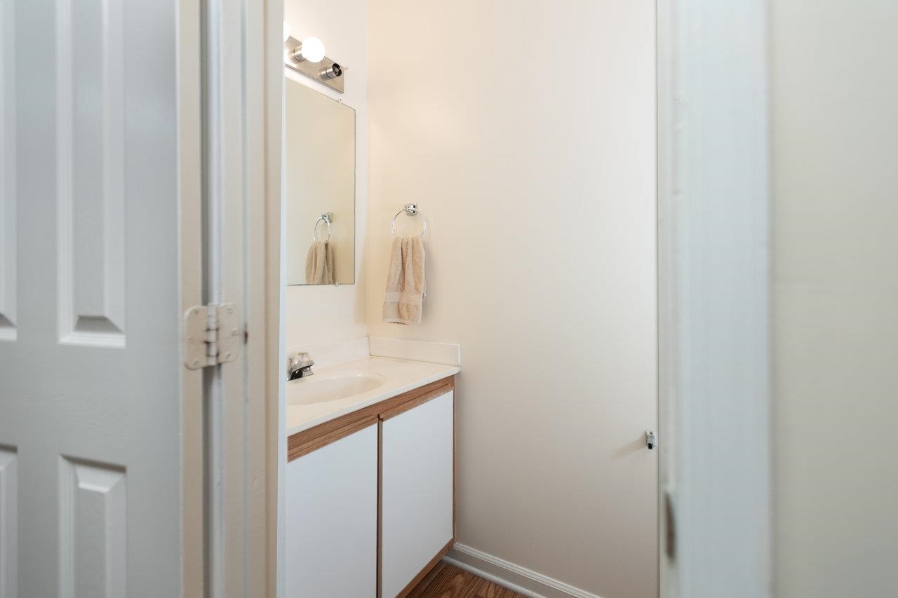 530 PHEASANT RUN CIR