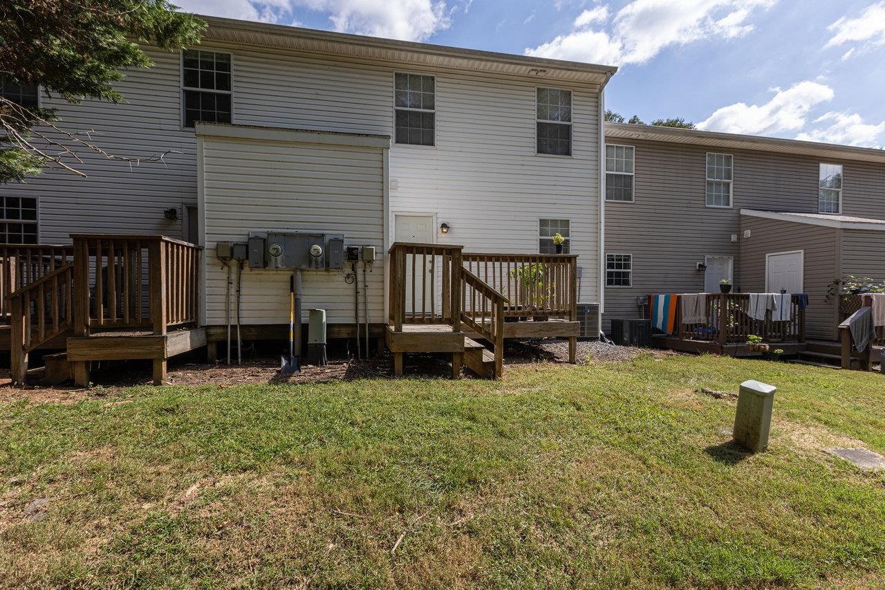 530 PHEASANT RUN CIR