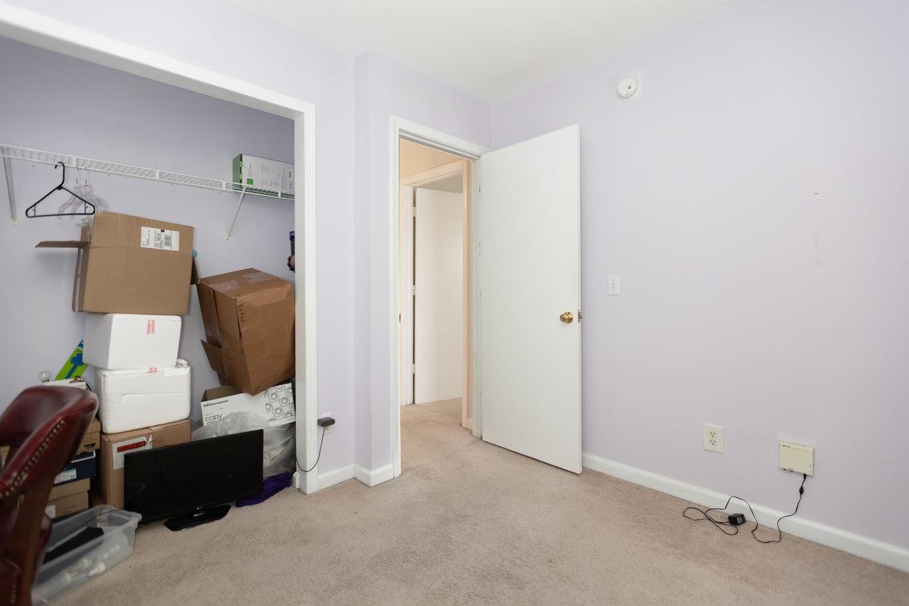 530 PHEASANT RUN CIR