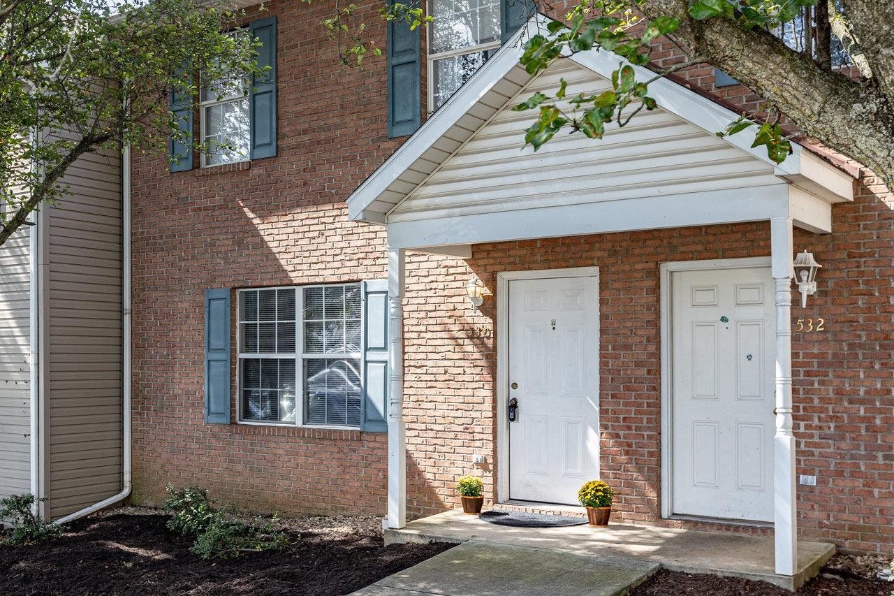 530 PHEASANT RUN CIR