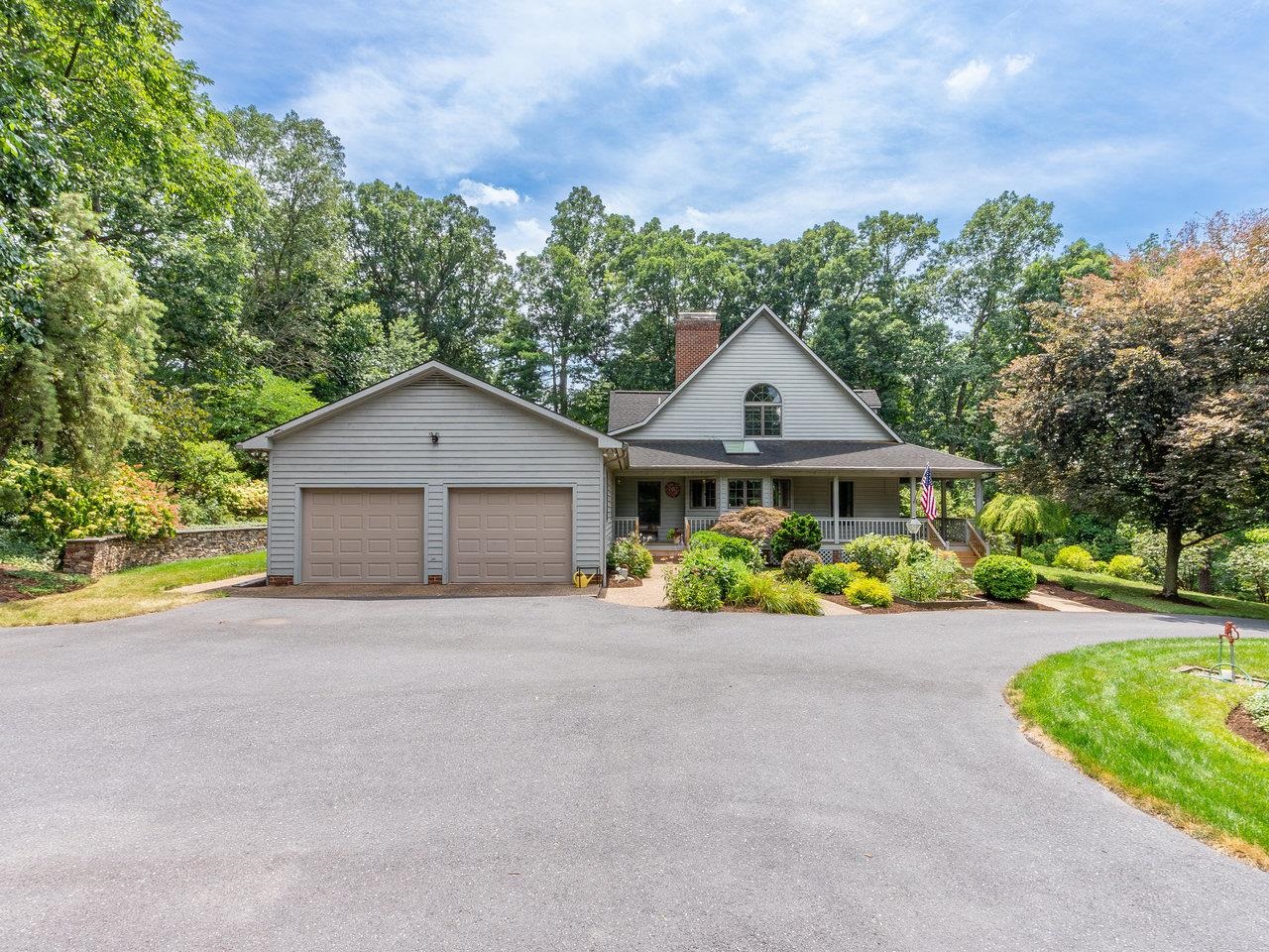 2555 KARAWOOD LN