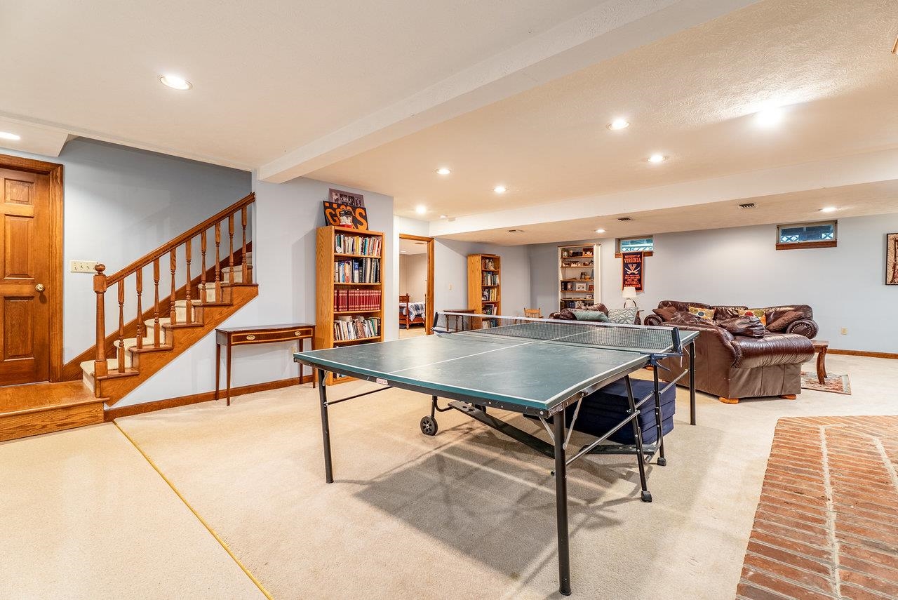 2555 KARAWOOD LN