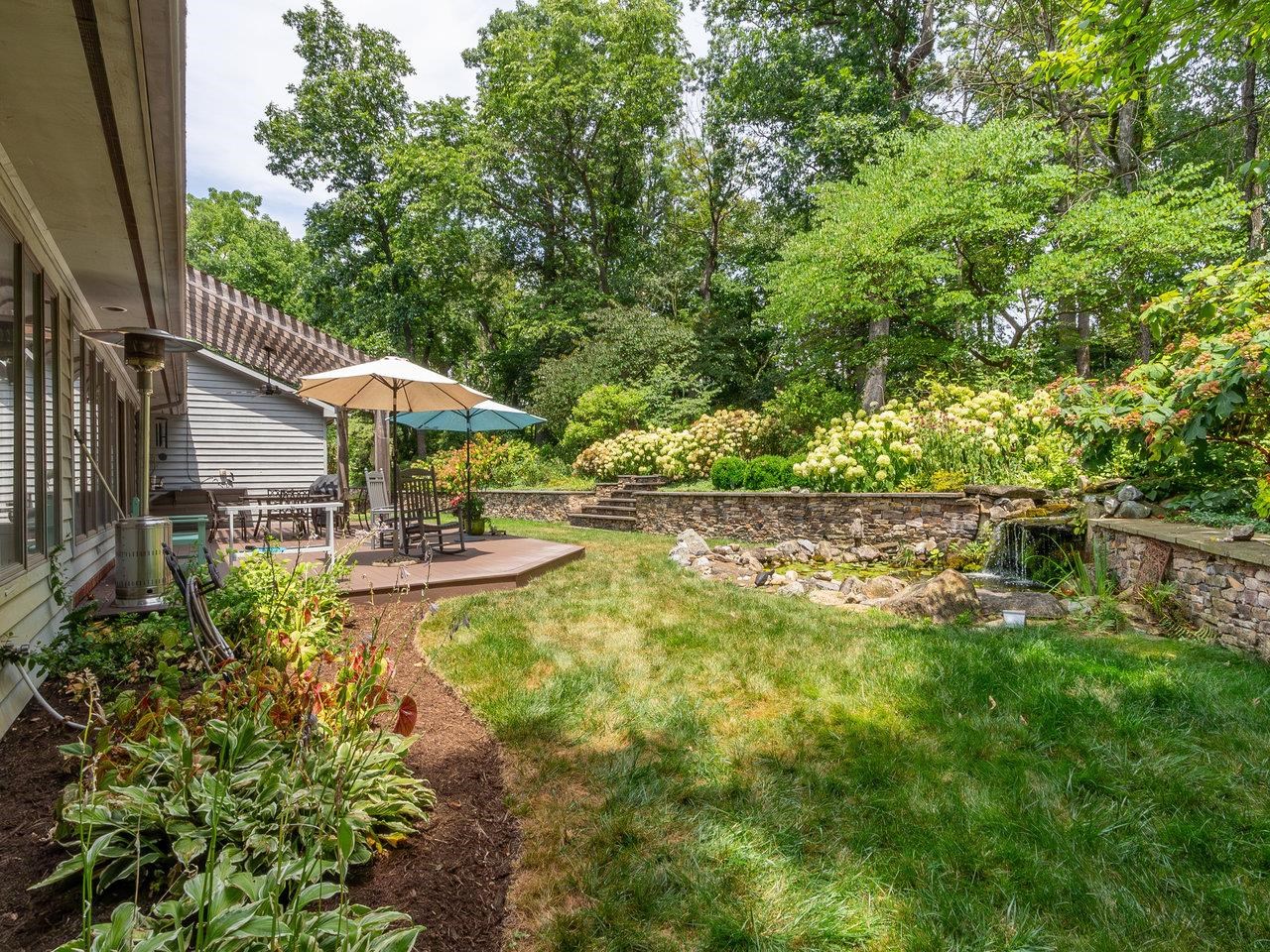 2555 KARAWOOD LN