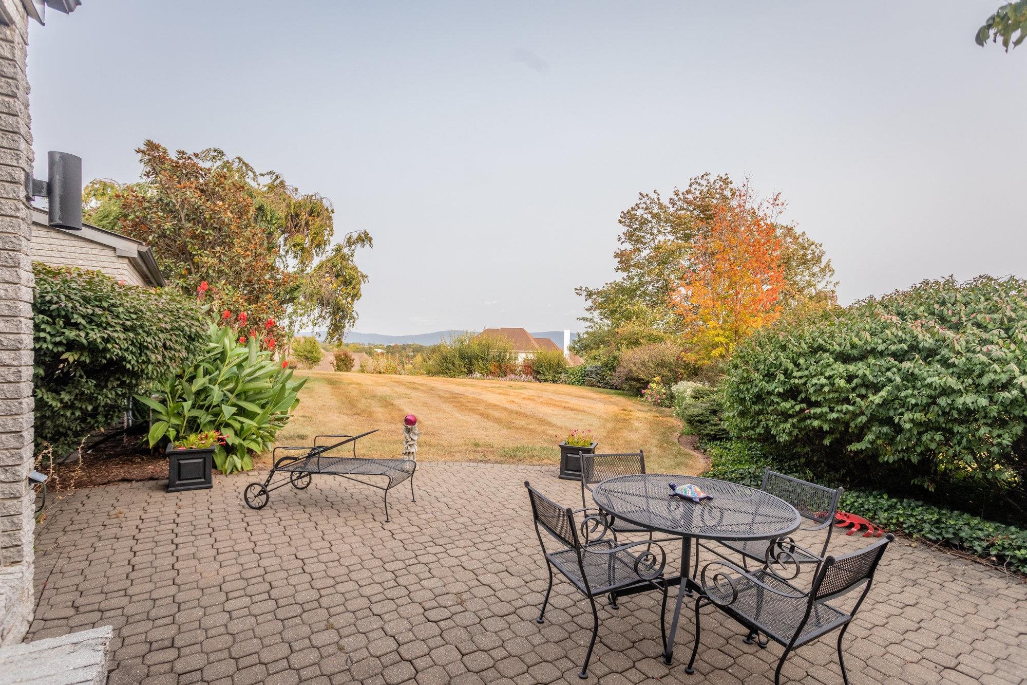 One-of-a-kind in Harmony Heights!