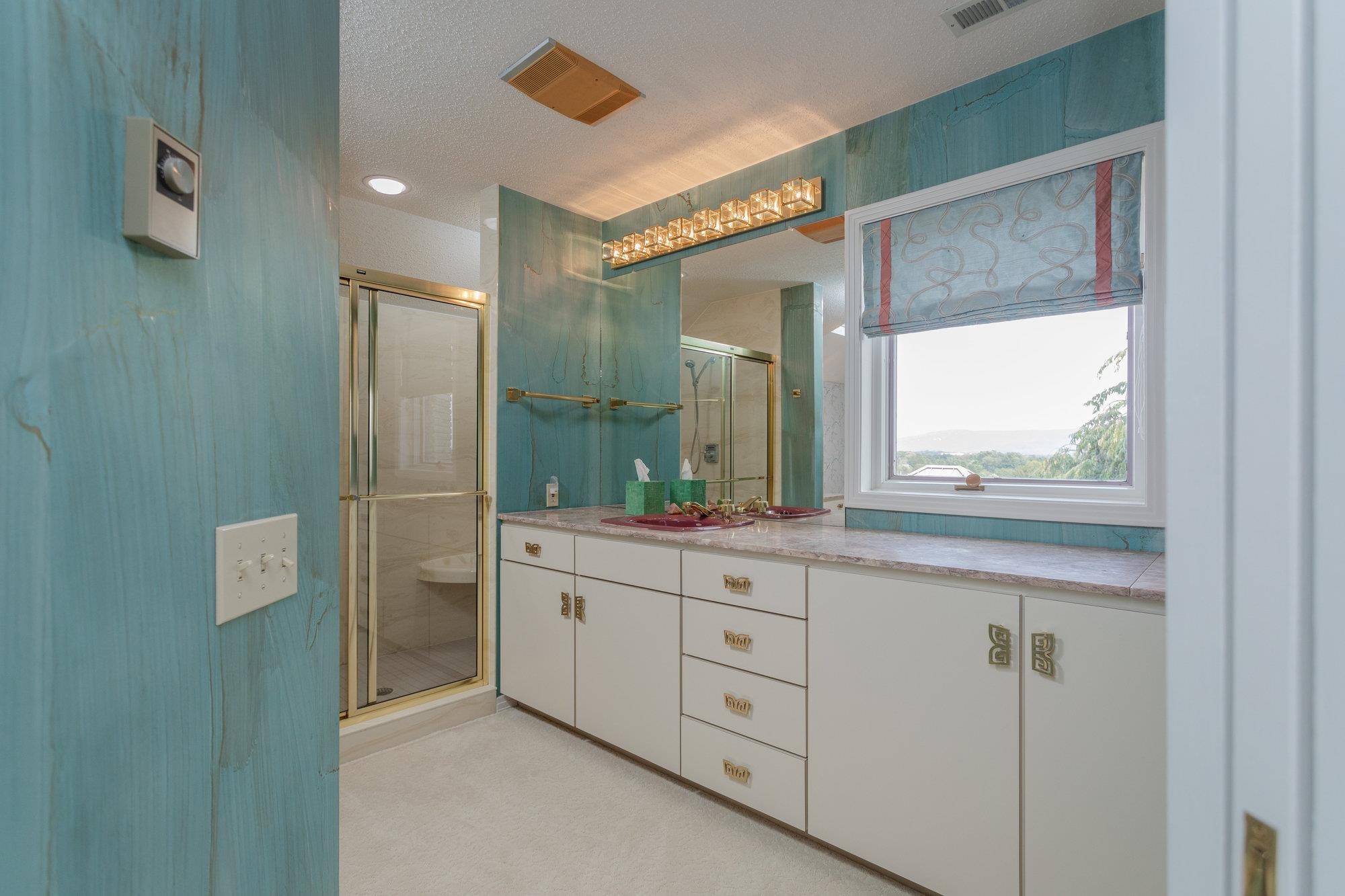 One-of-a-kind in Harmony Heights!