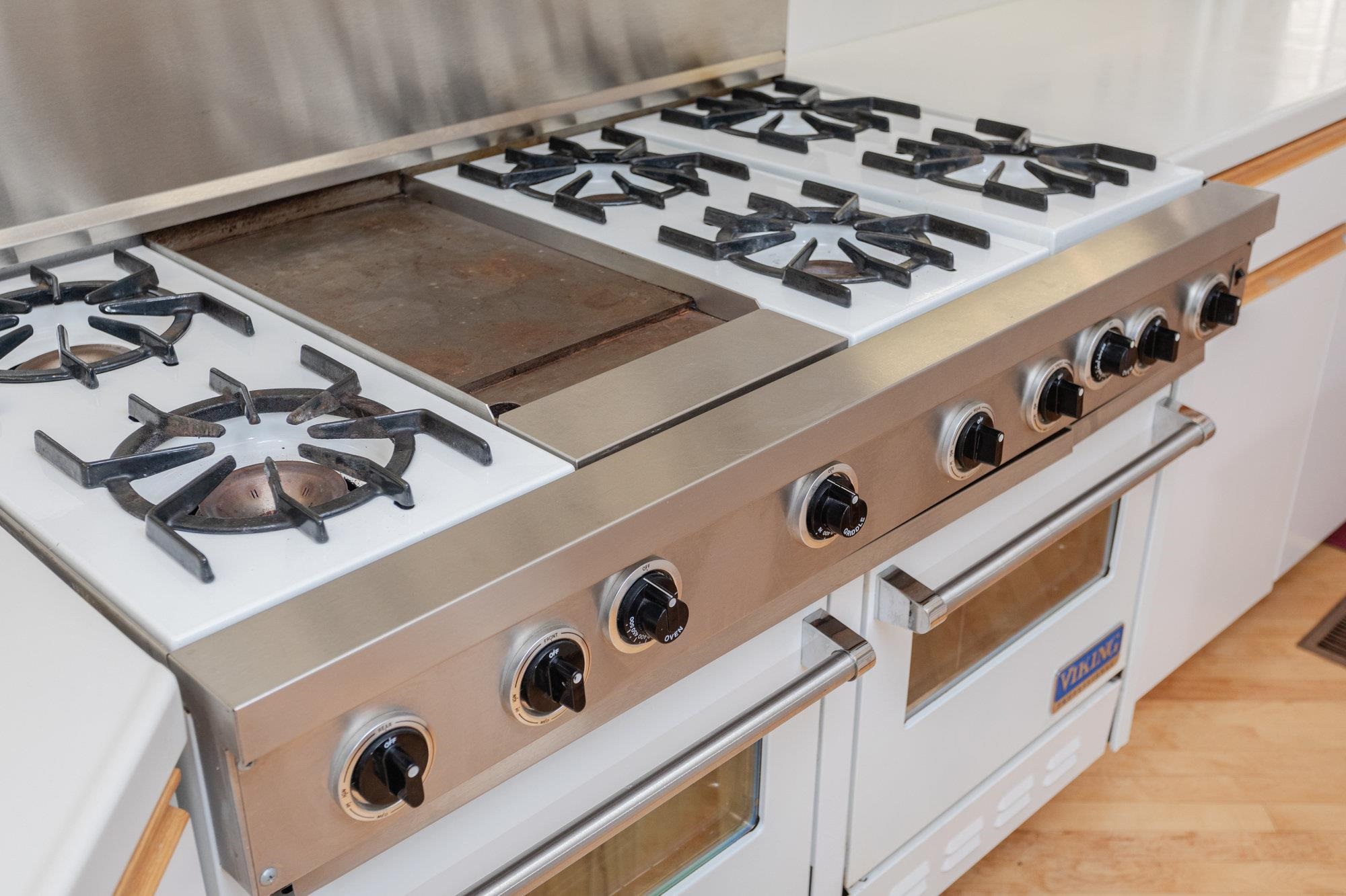 One-of-a-kind in Harmony Heights!