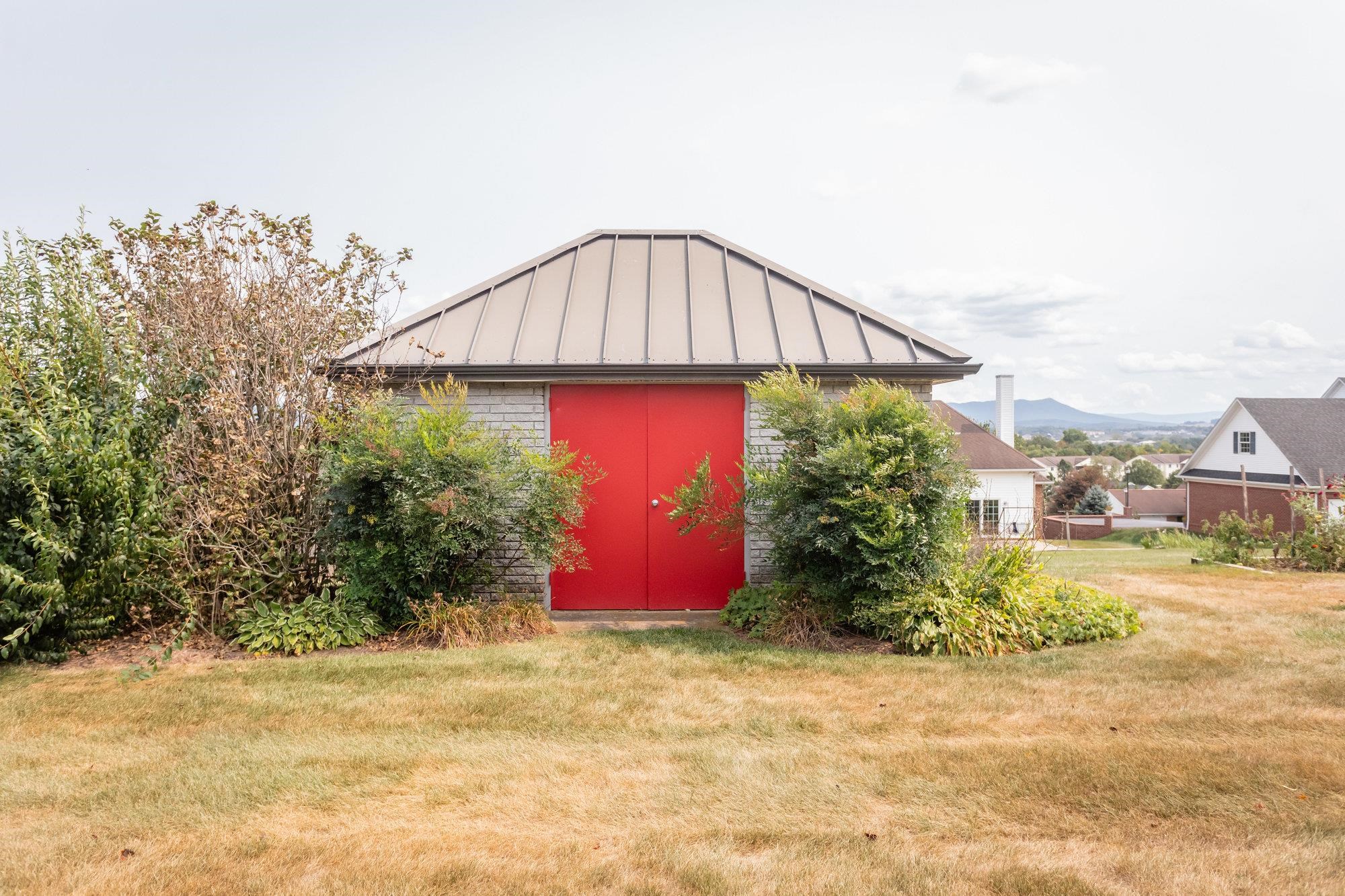 One-of-a-kind in Harmony Heights!