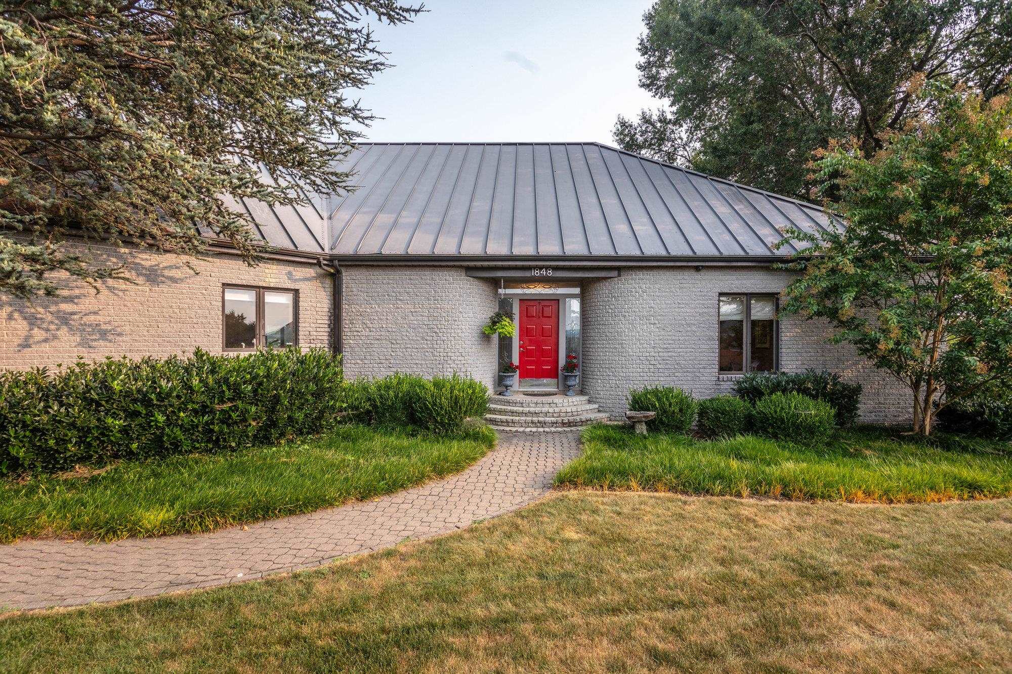 One-of-a-kind in Harmony Heights!