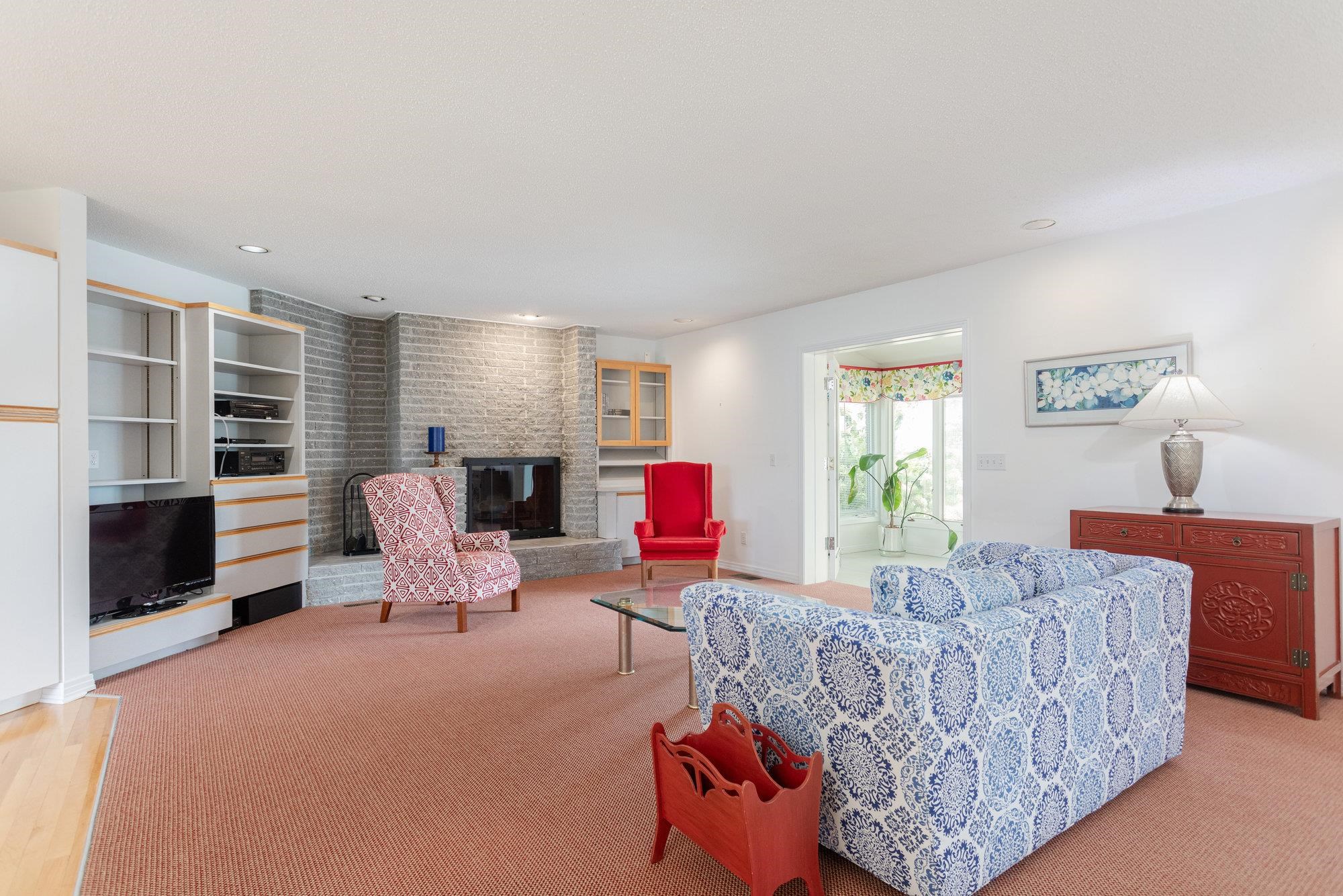 One-of-a-kind in Harmony Heights!