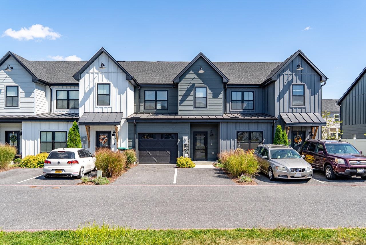 30 FIELD CT