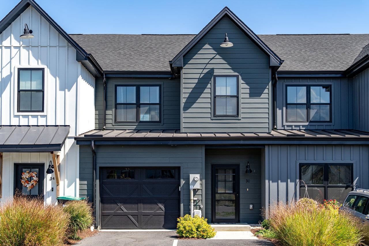 30 FIELD CT