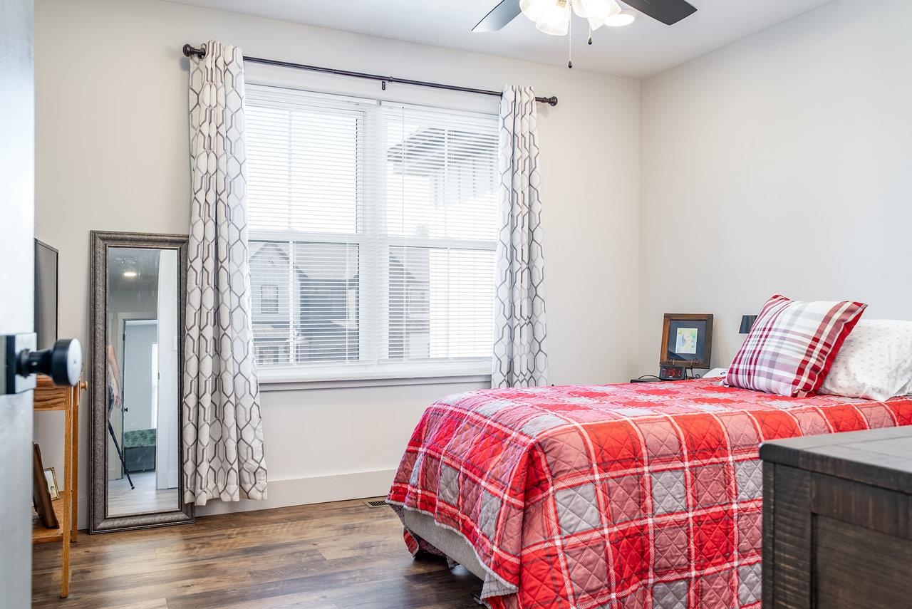 30 FIELD CT