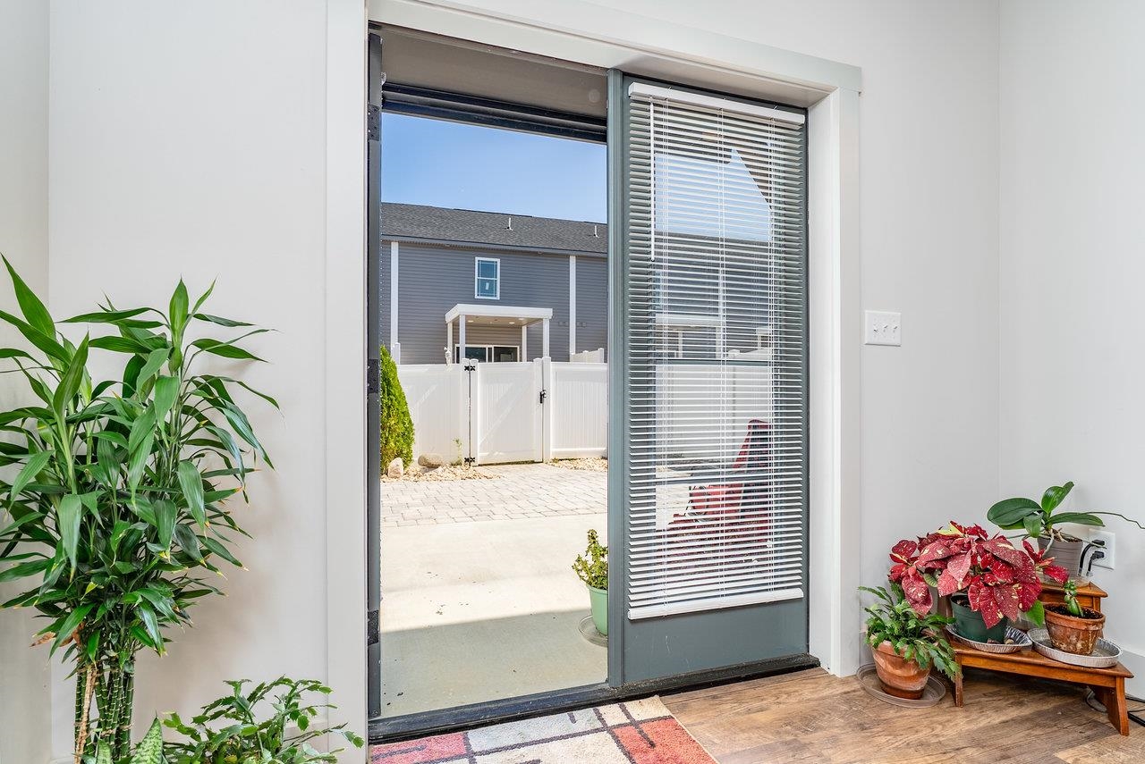 30 FIELD CT