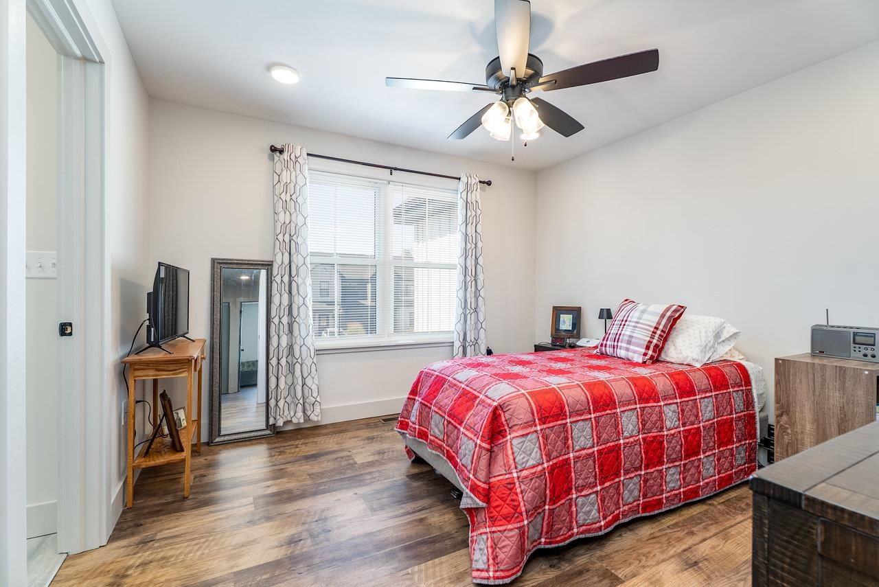 30 FIELD CT