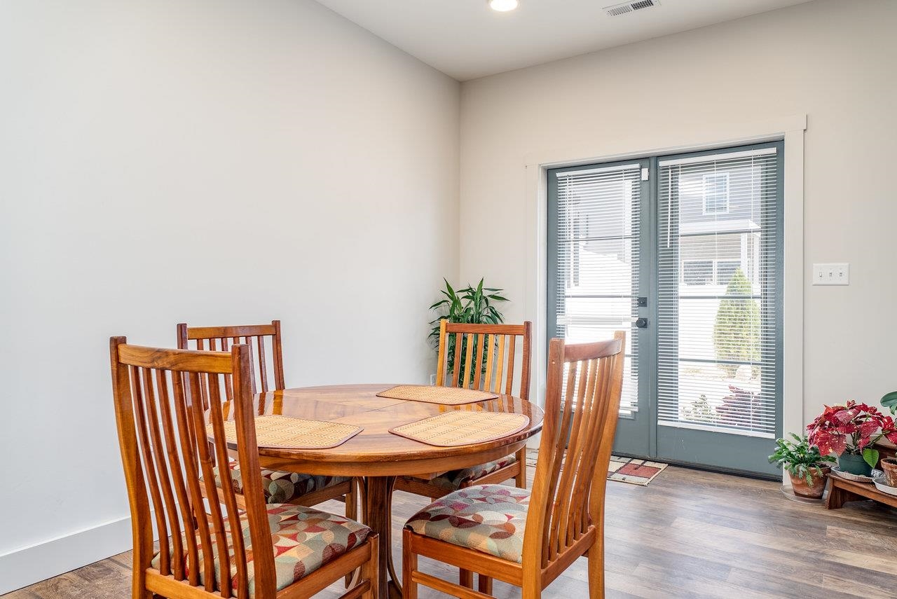 30 FIELD CT