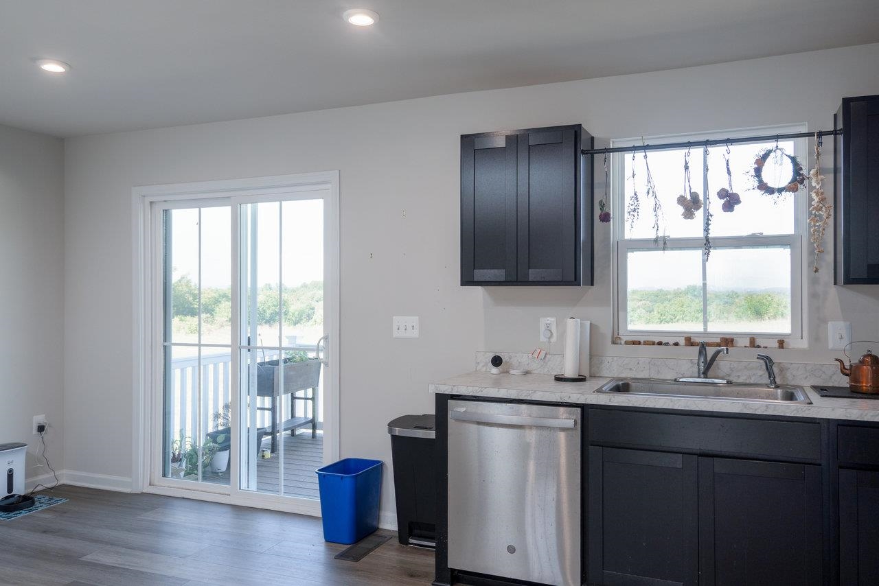 775 CARSON CIR