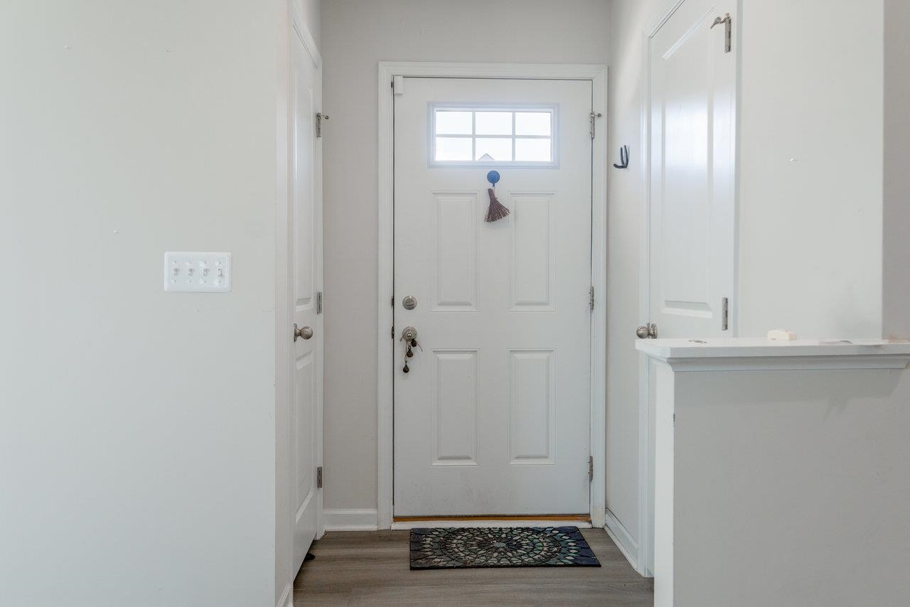 775 CARSON CIR
