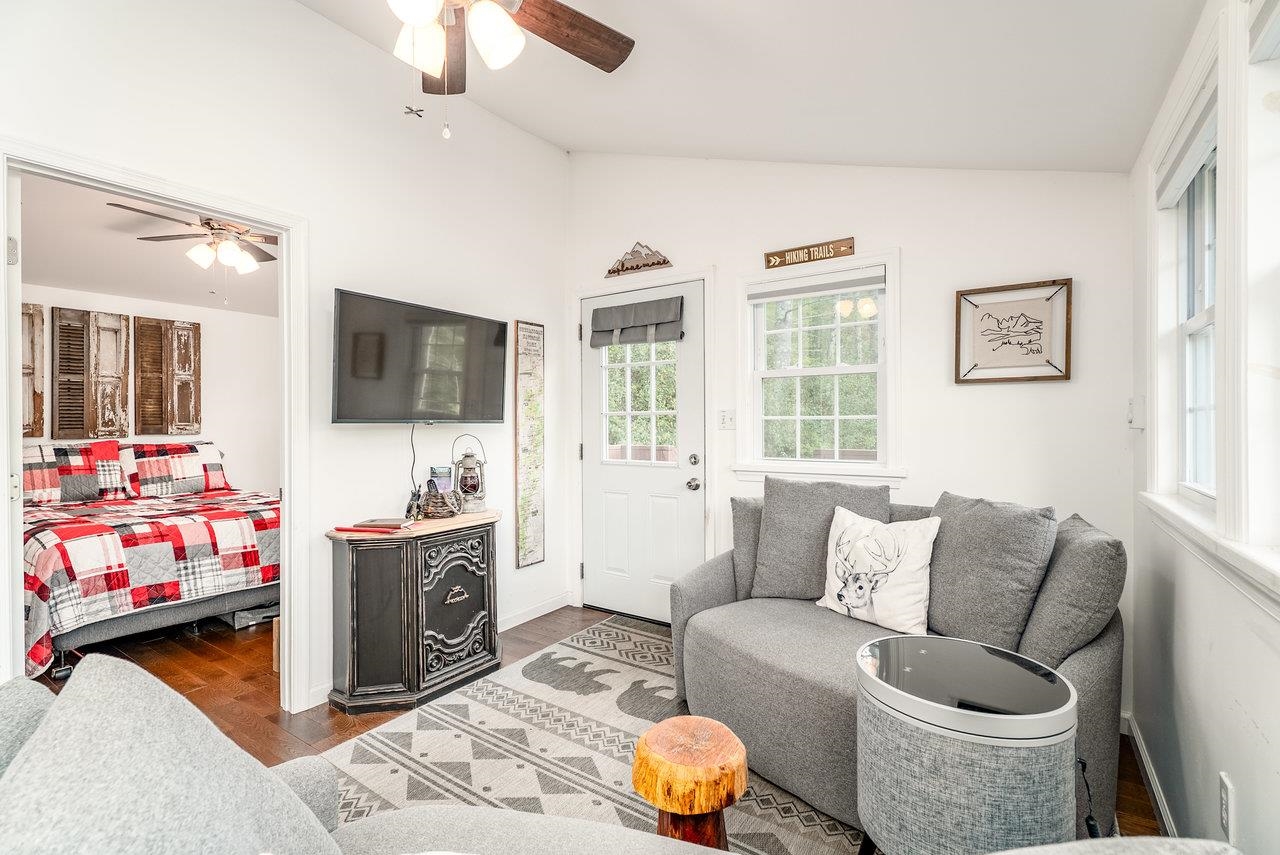 259 OVERLOOK MOUNTAIN RD