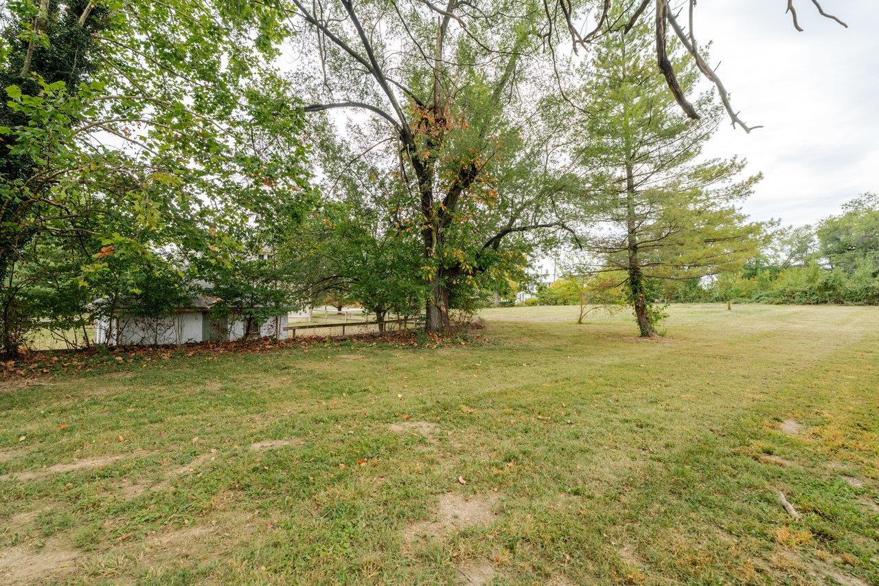 9571 TOWN HALL RD