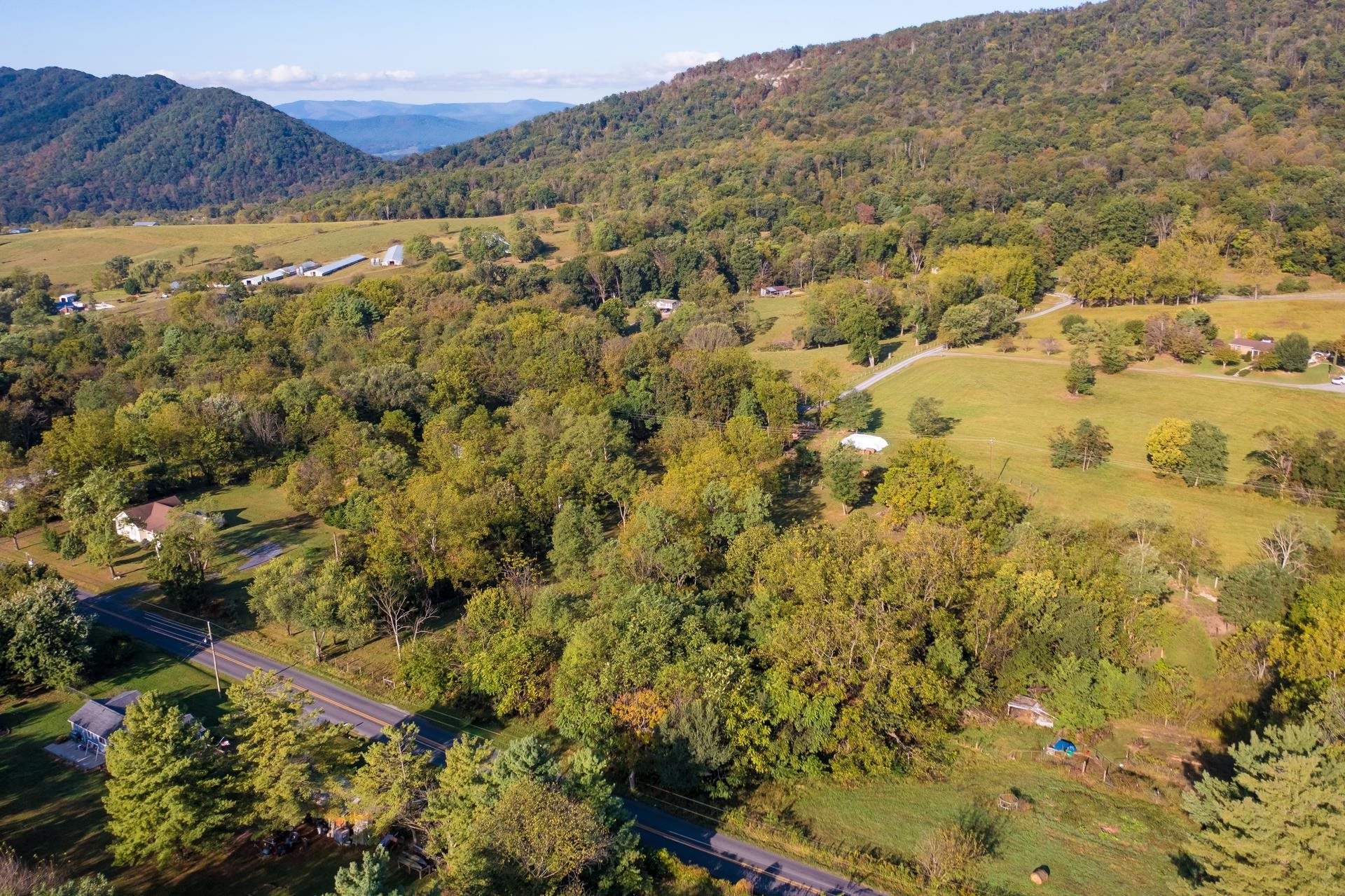 15141 NORTH MOUNTAIN RD