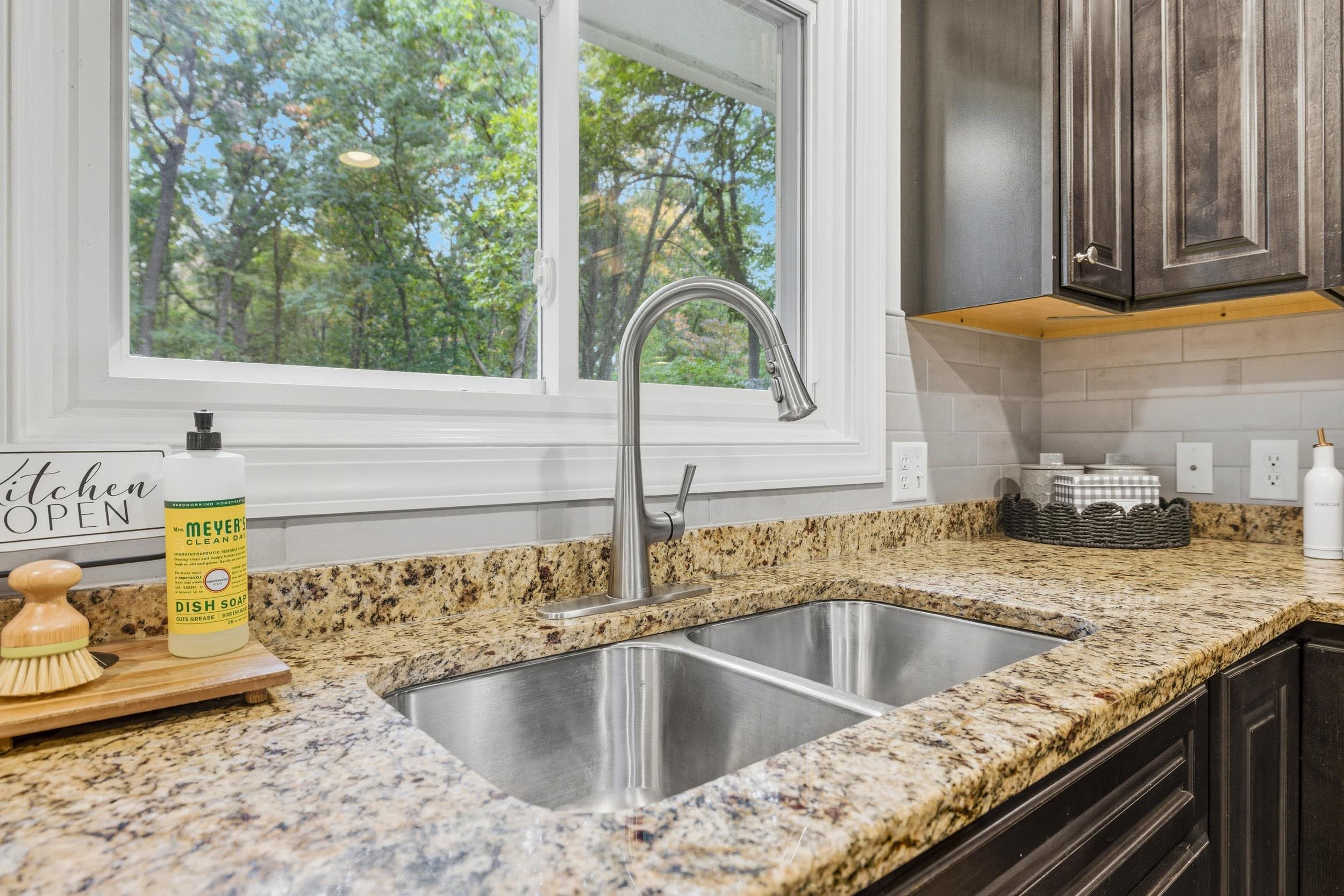 1167 WESTMORELAND DR