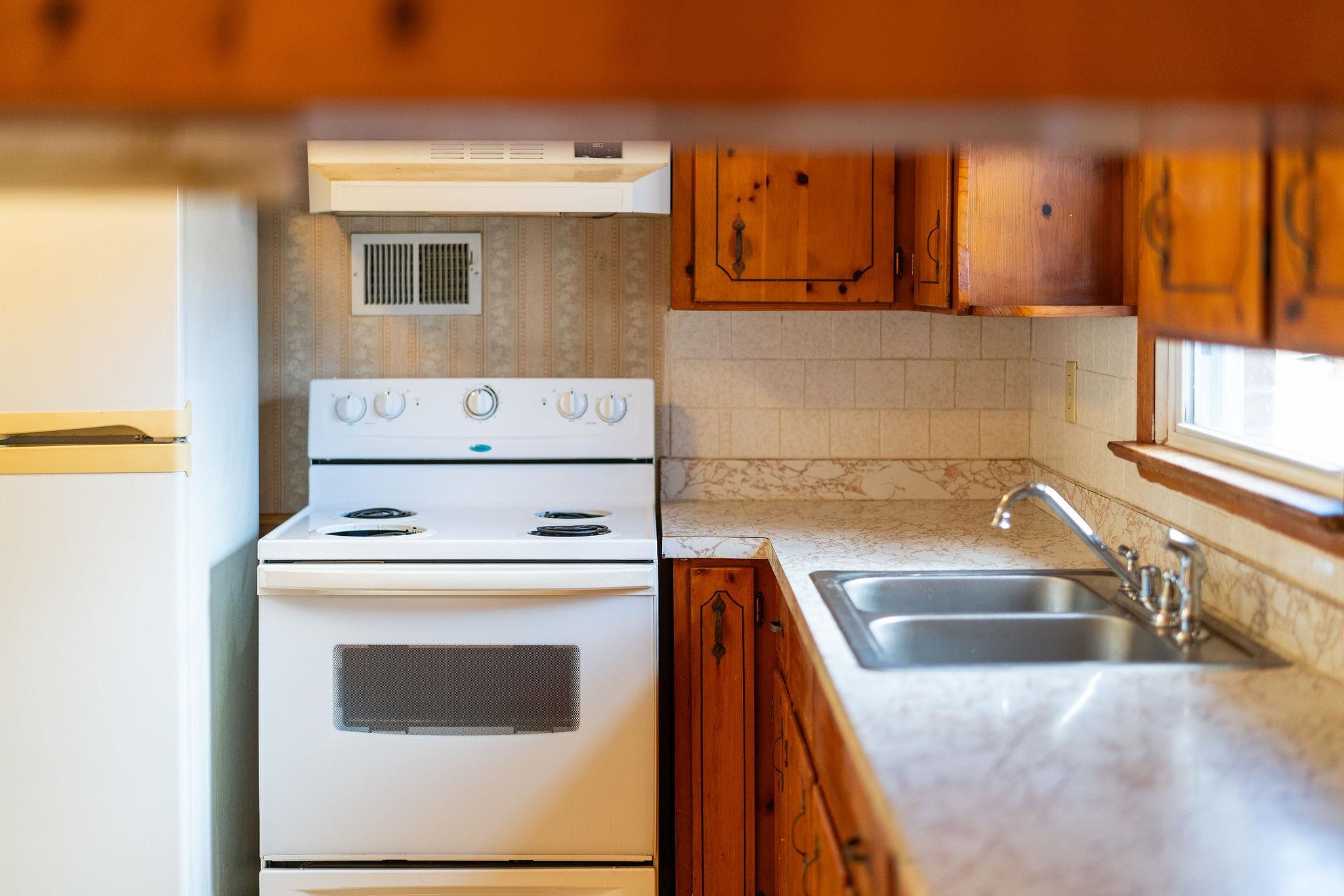 16959 SAPLING RIDGE RD