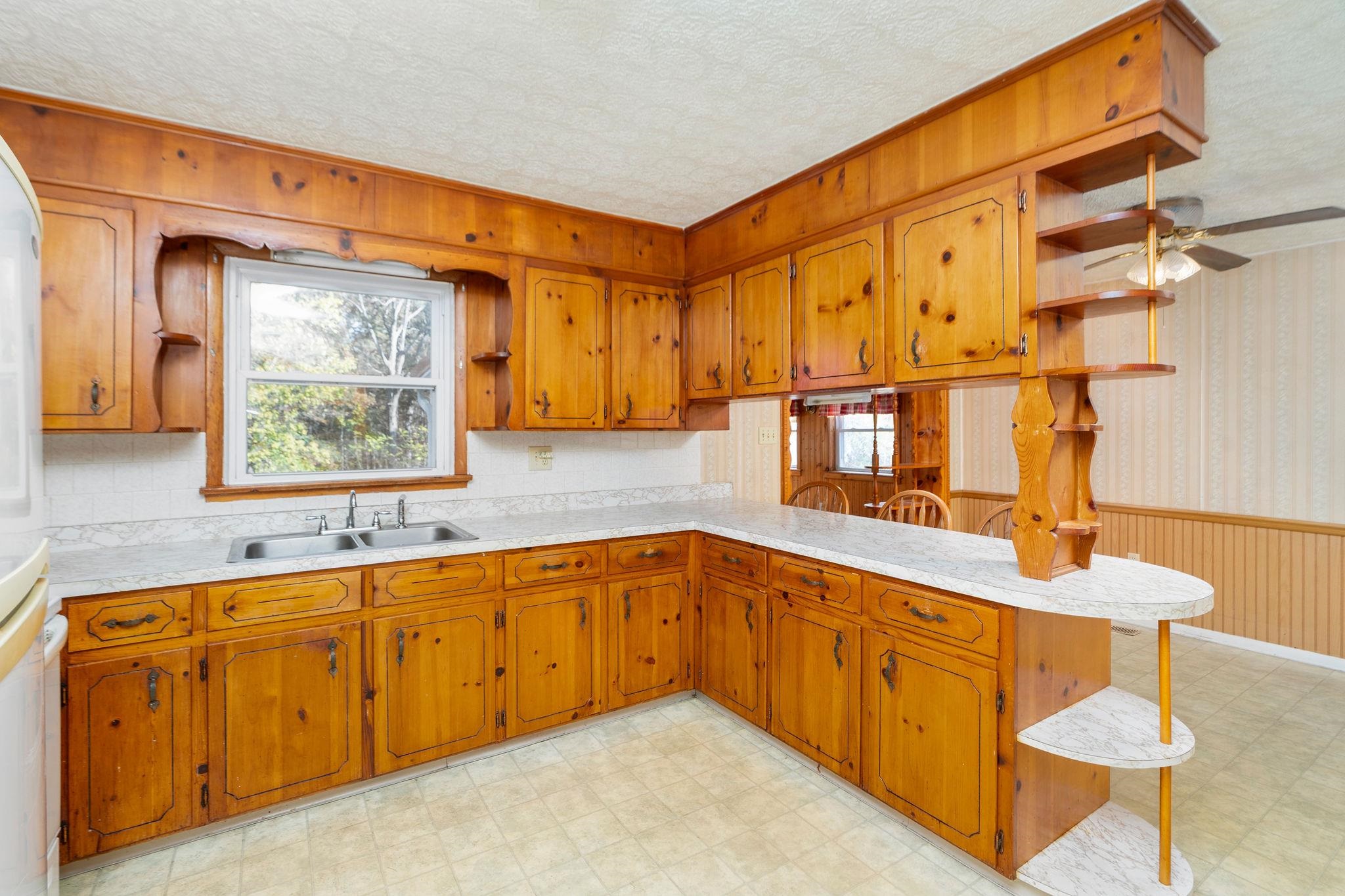 16959 SAPLING RIDGE RD