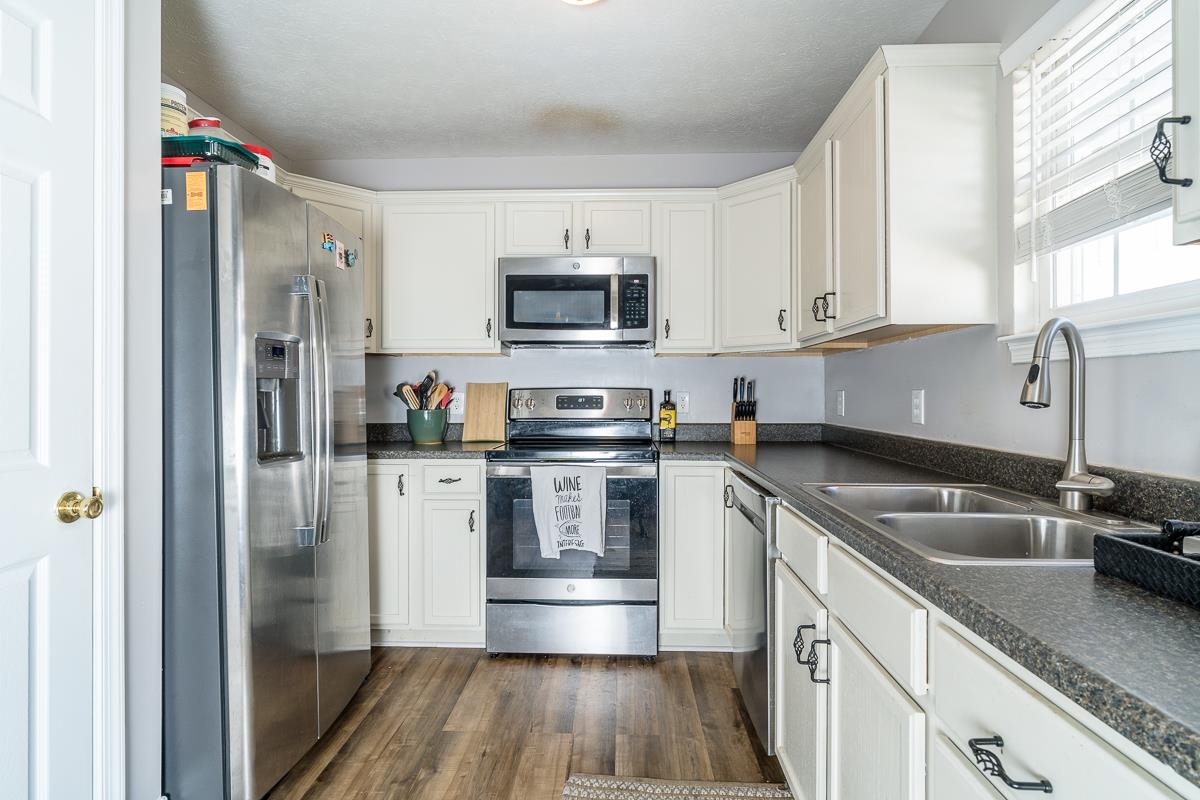 105 13TH ST Unit: D