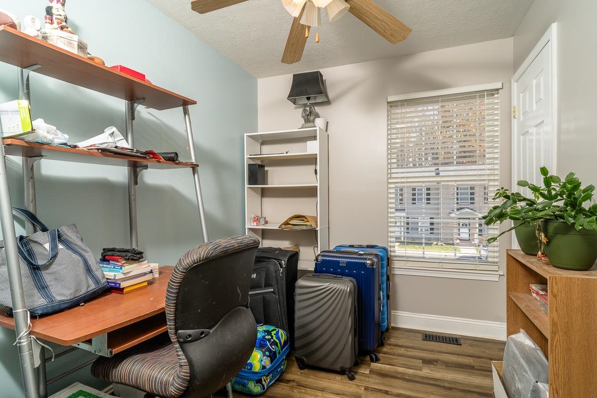 105 13TH ST Unit: D