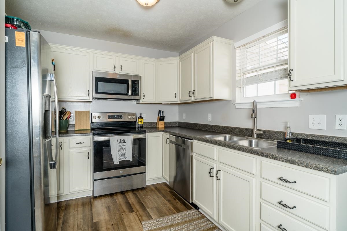 105 13TH ST Unit: D