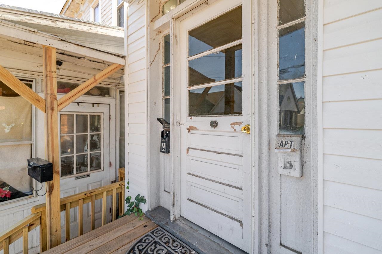 427 FOURTH ST