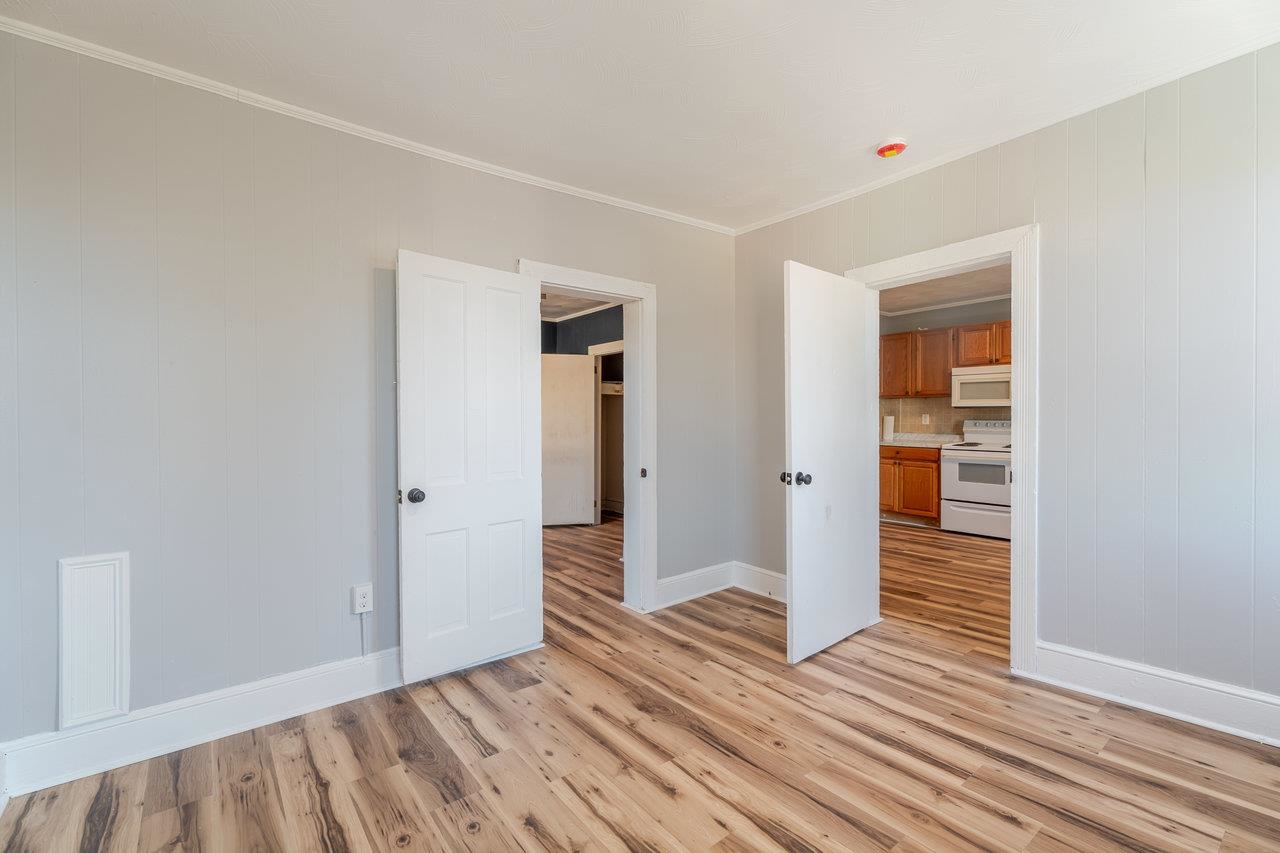 427 FOURTH ST