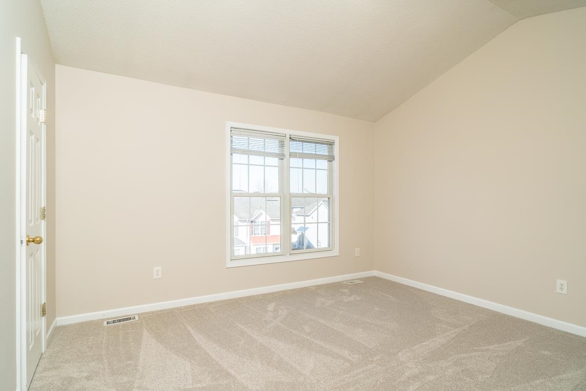 1111 PATRICK HENRY PL