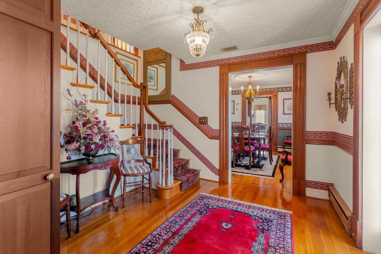 8217 SOUTH EAST SIDE HWY