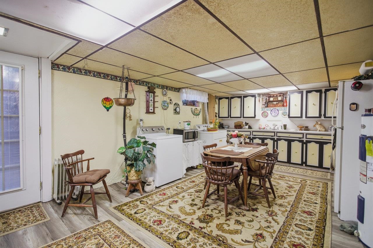 8217 SOUTH EAST SIDE HWY