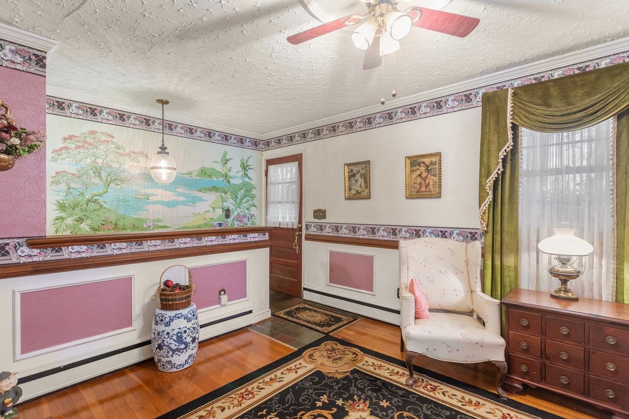 8217 SOUTH EAST SIDE HWY