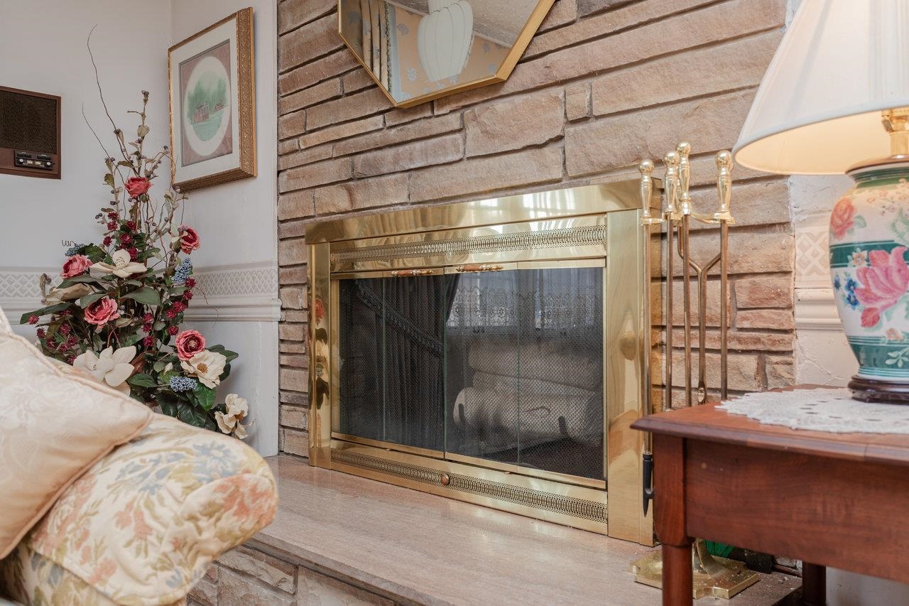 8217 SOUTH EAST SIDE HWY