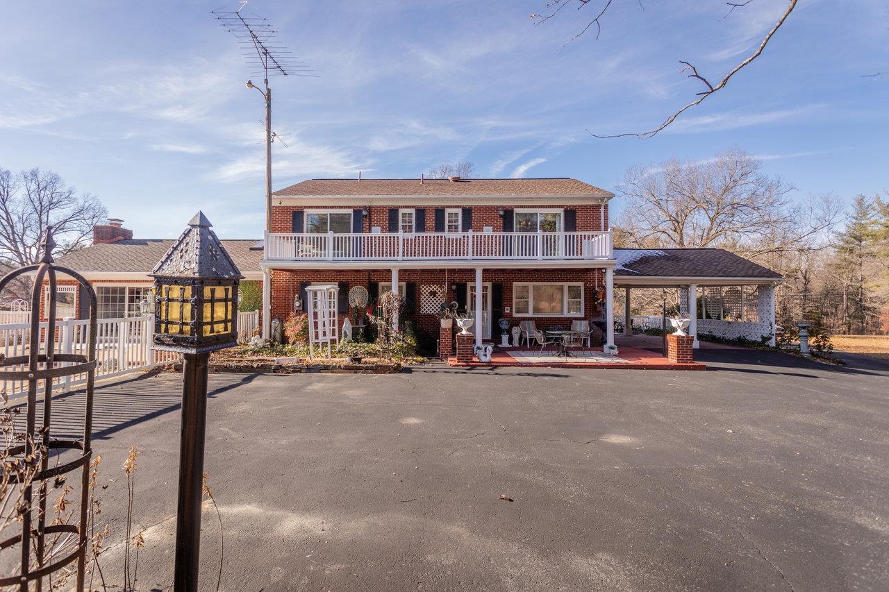 8217 SOUTH EAST SIDE HWY